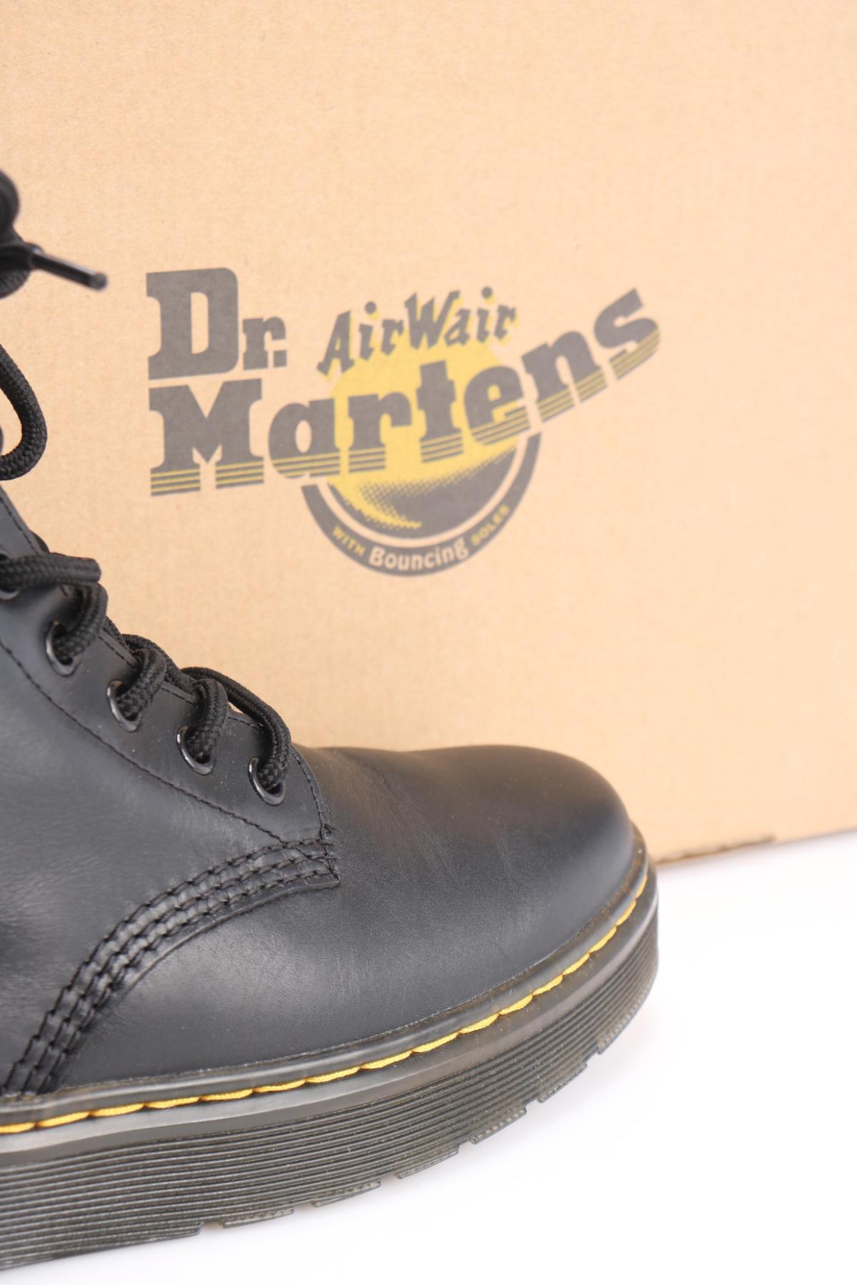 Боти DR. MARTENS4