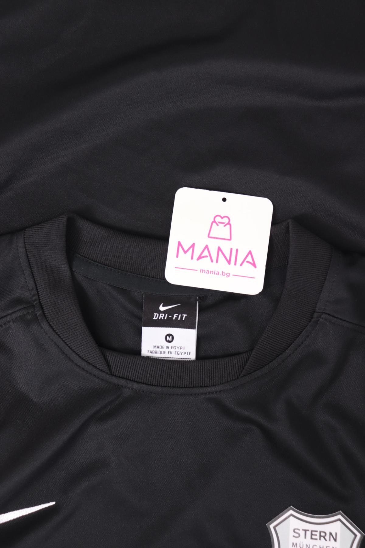 Спортна тениска NIKE3