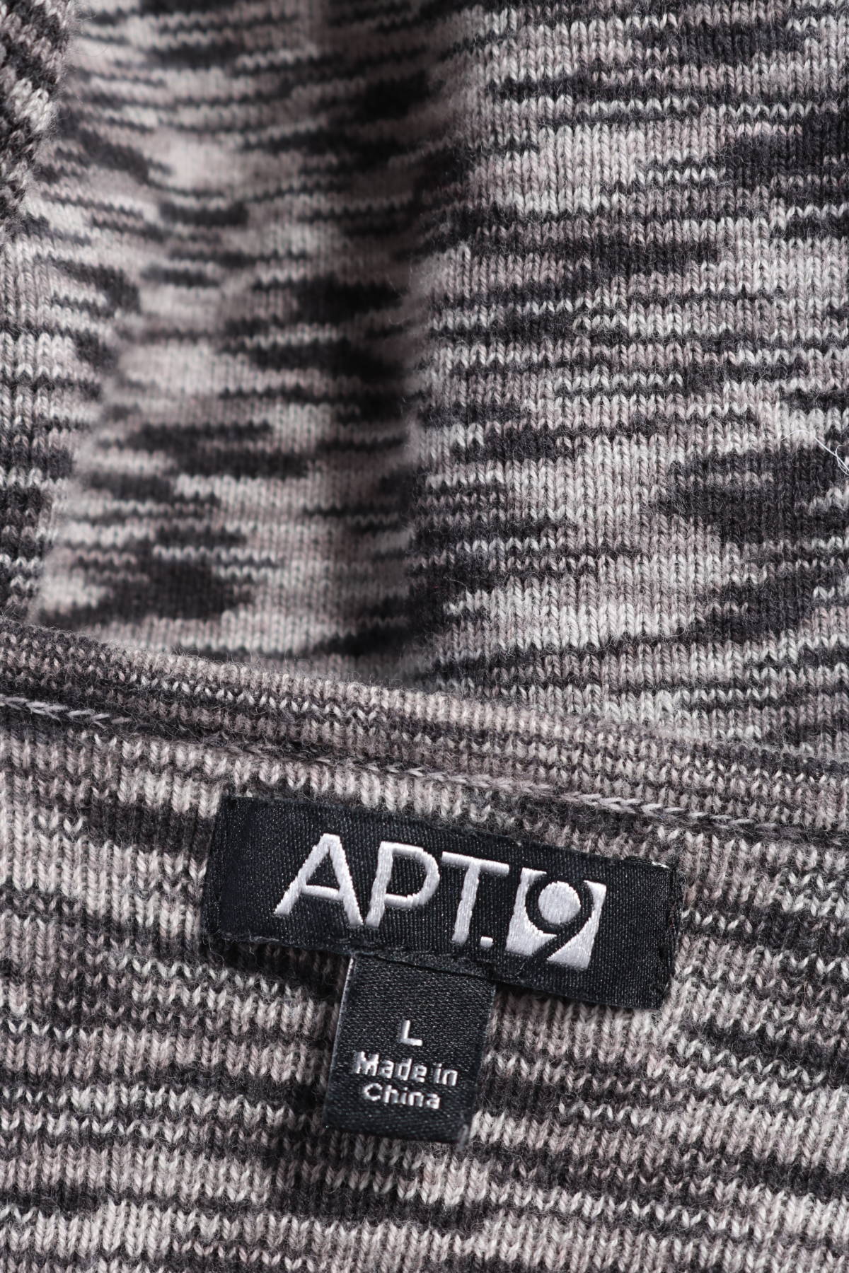 Пуловер APT.93