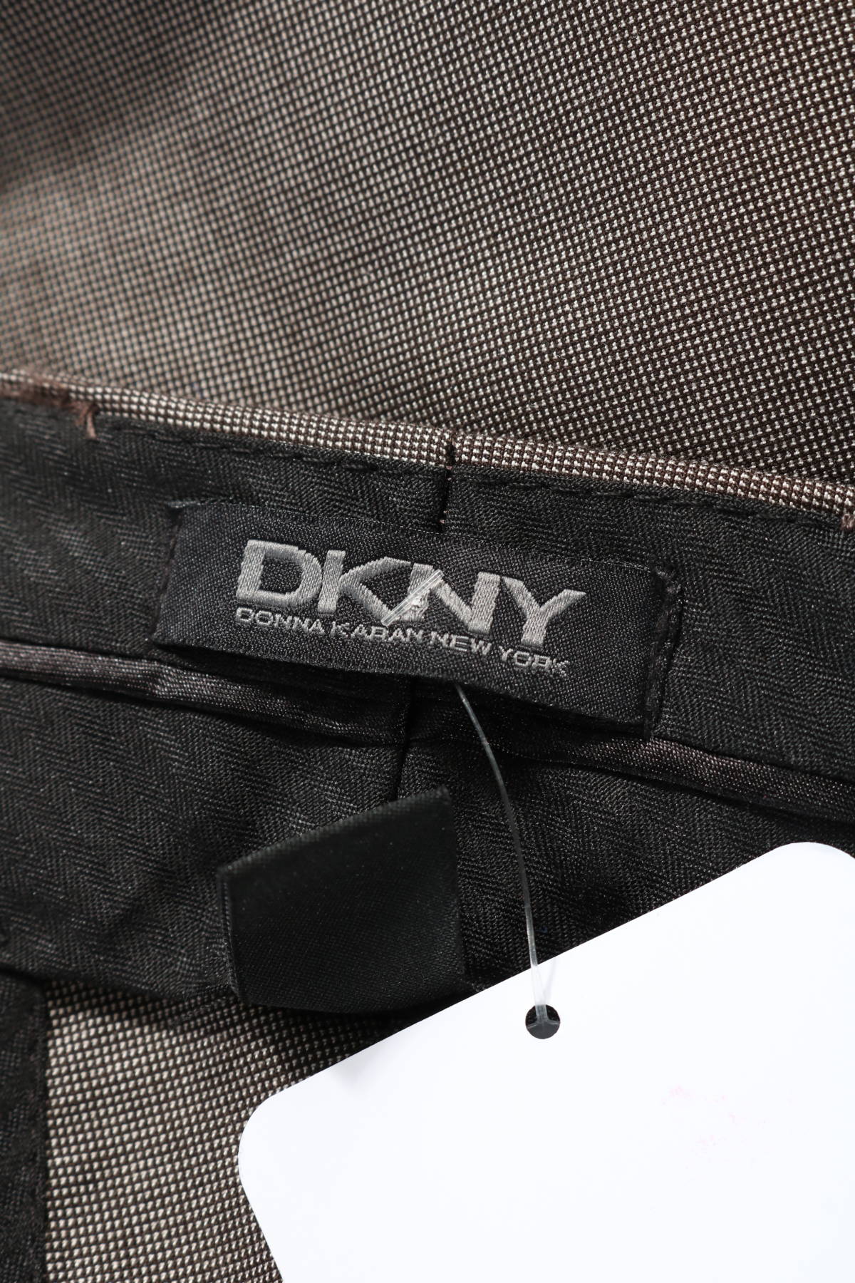 Официален панталон DKNY3