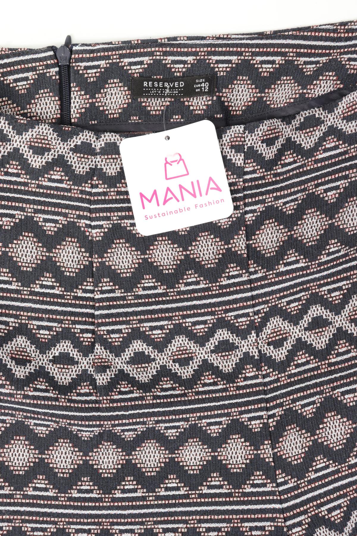 Къси панталони RESERVED3