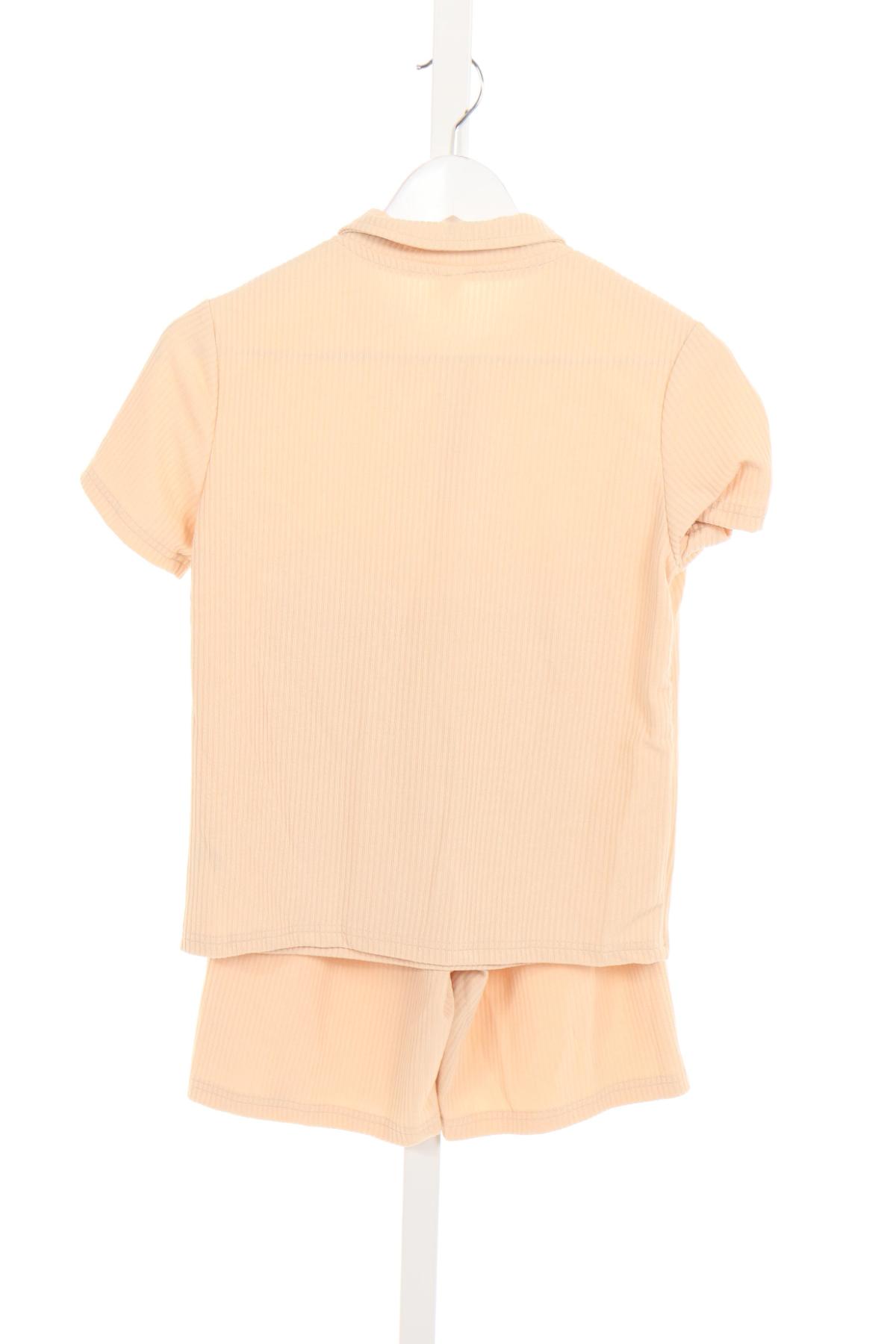 Детски костюм SHEIN2