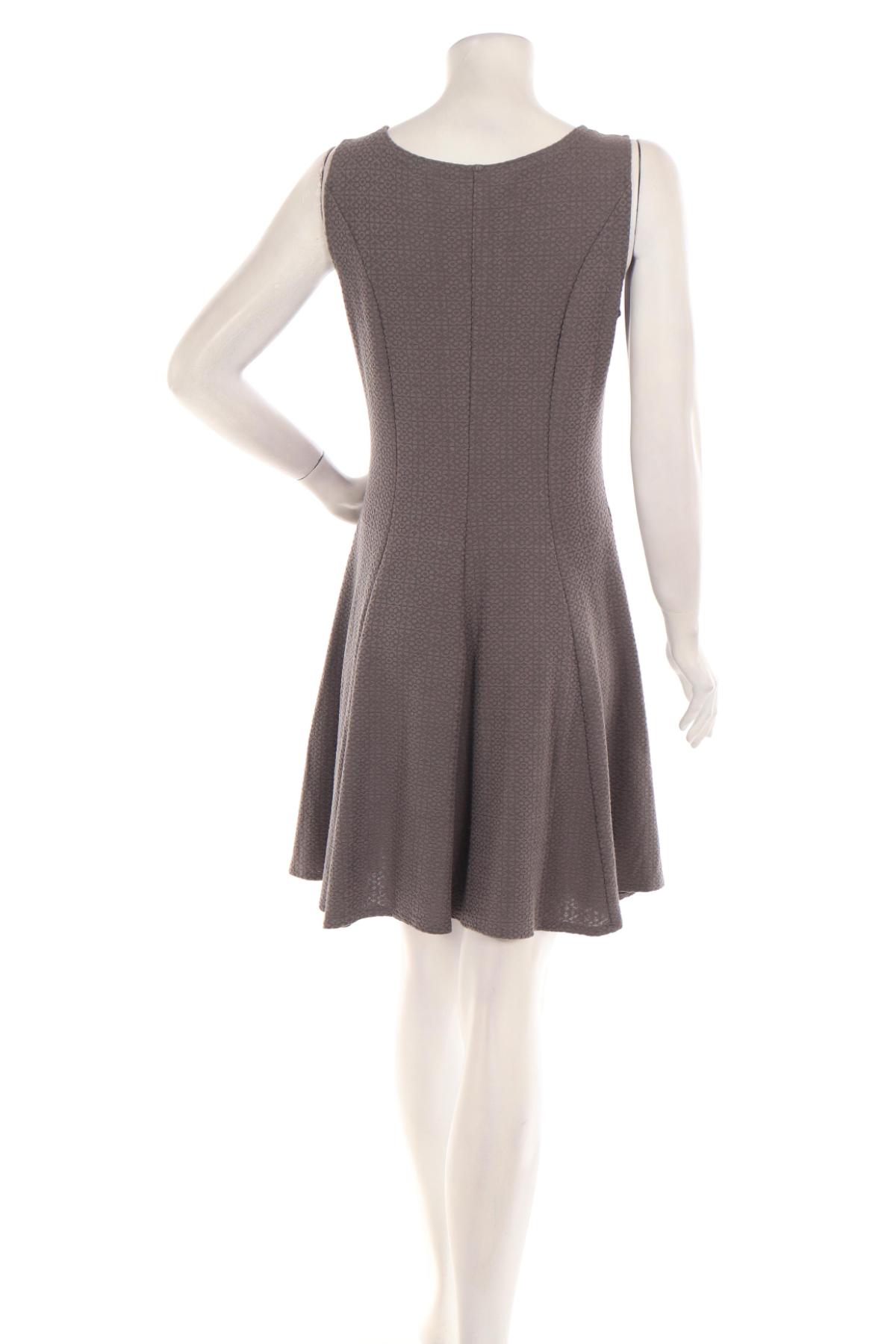 Ежедневна рокля NO NAME2