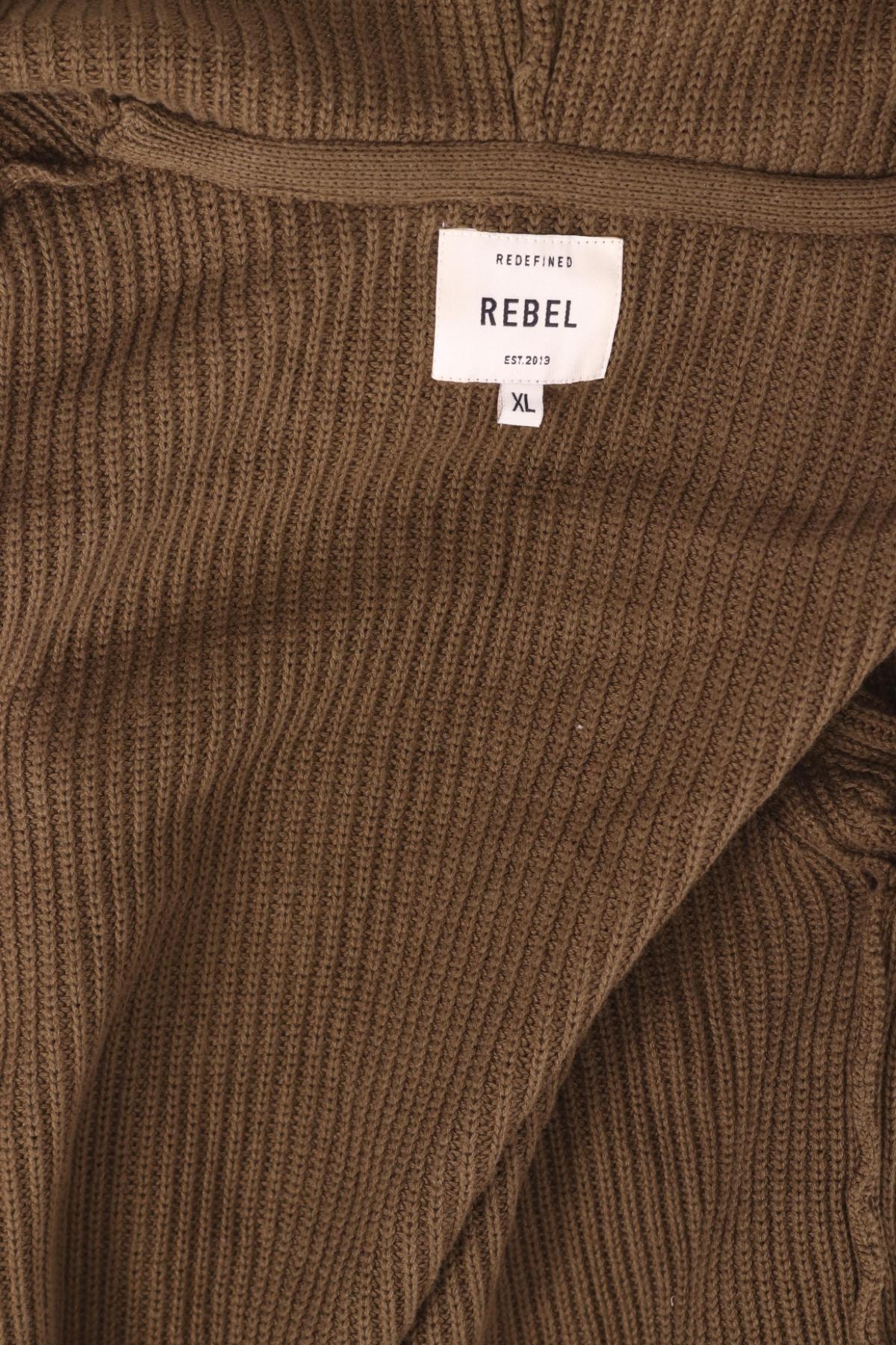 Жилетка REBEL3