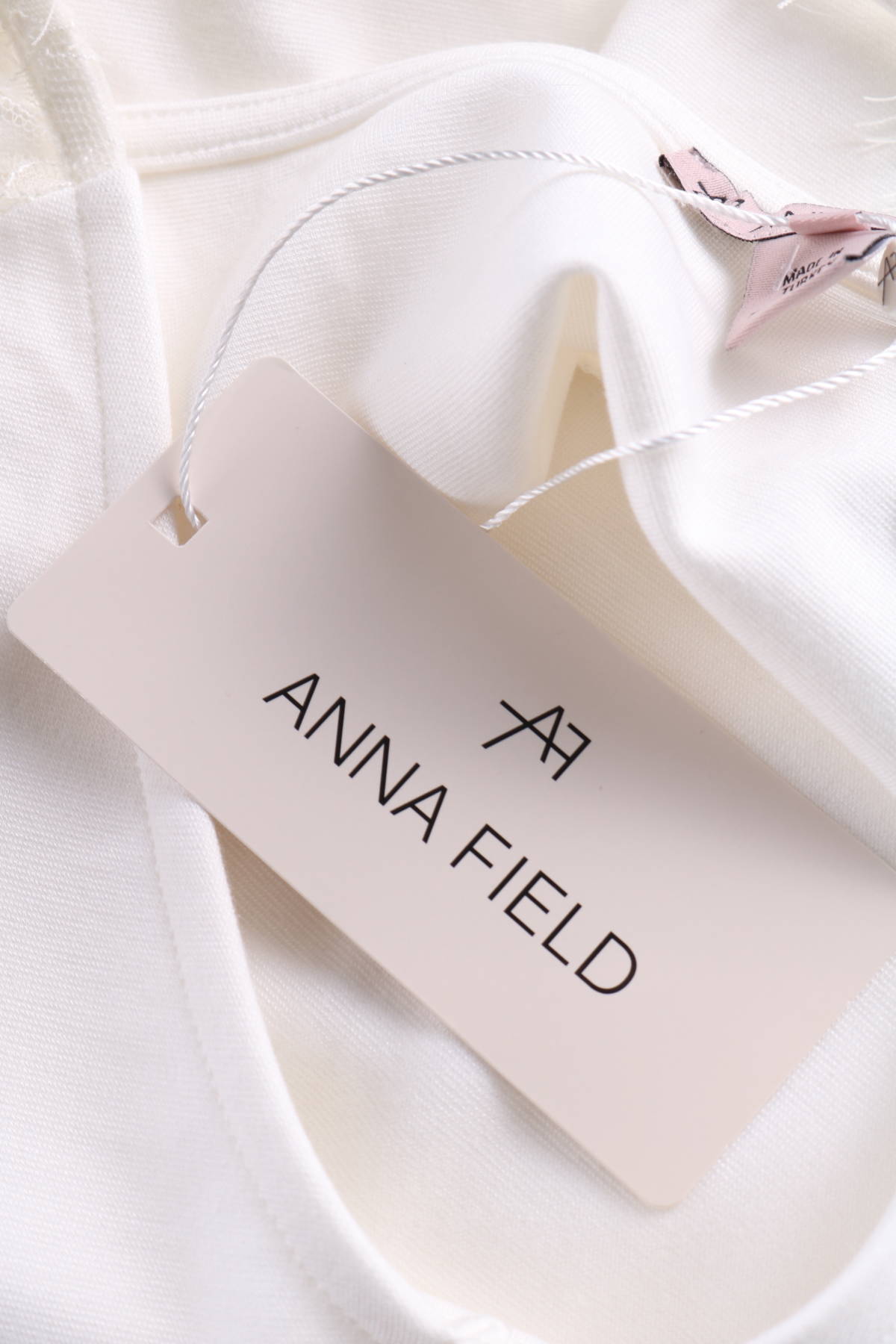 Рокля ANNA FIELD3