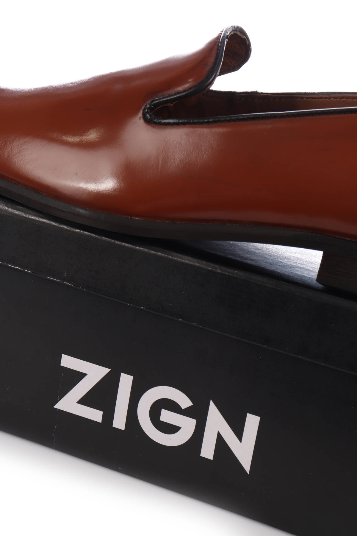 Официални обувки ZIGN4