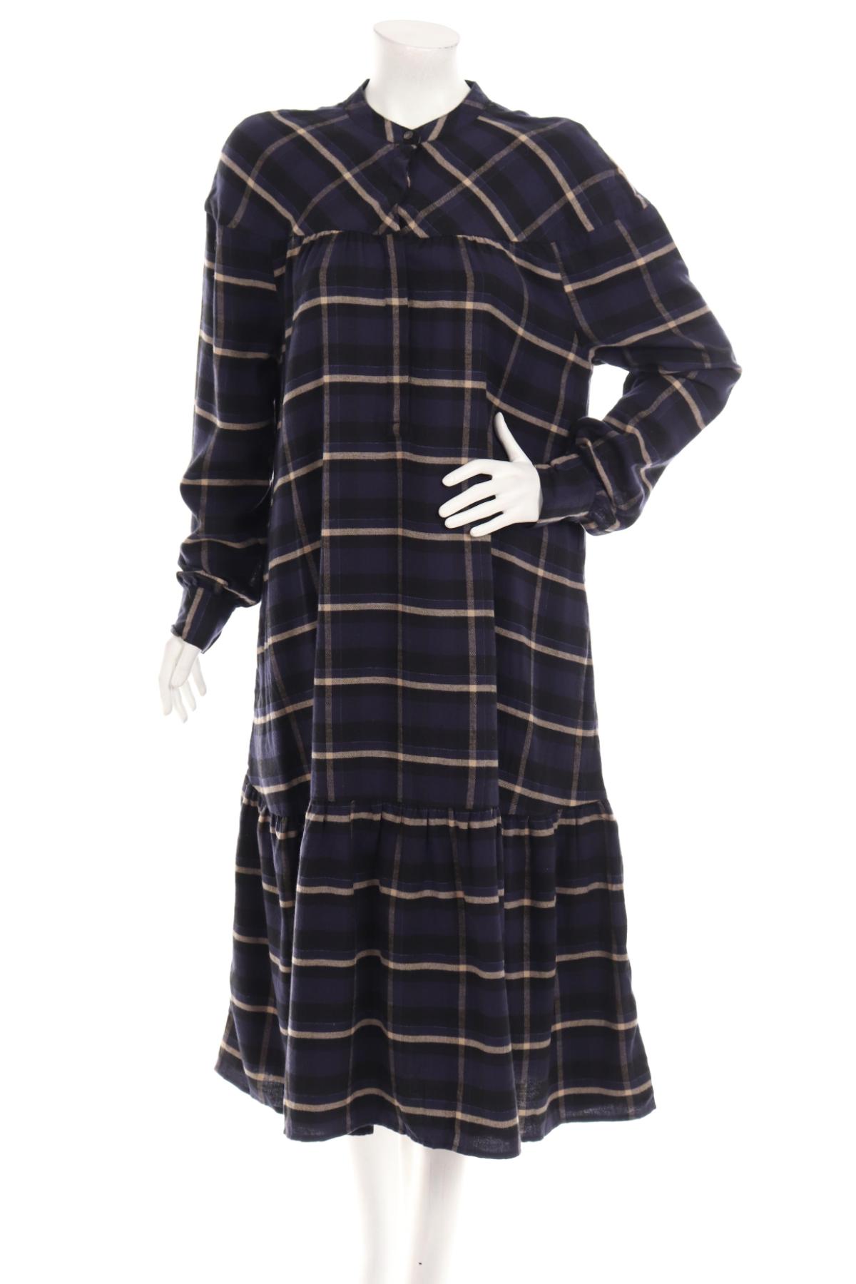 Ежедневна рокля CLOSED1