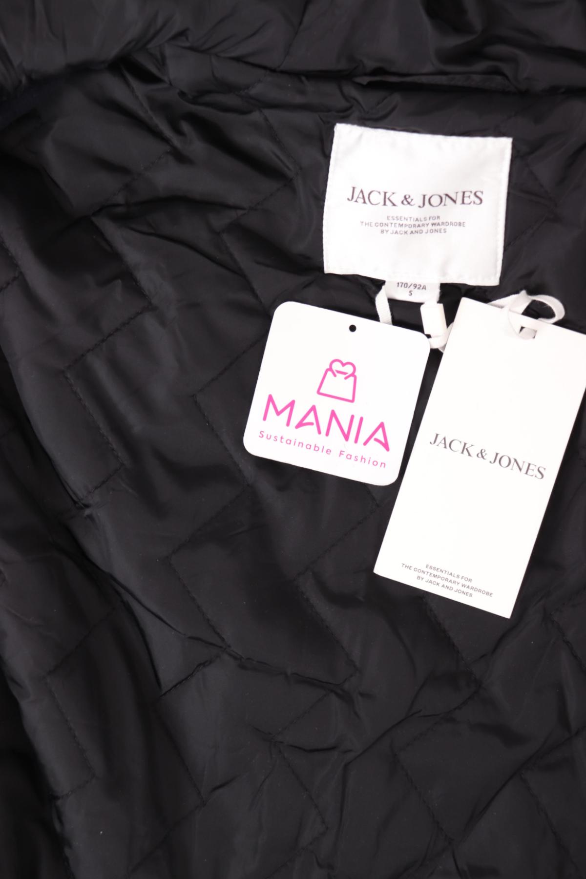 Зимно палто JACK & JONES4