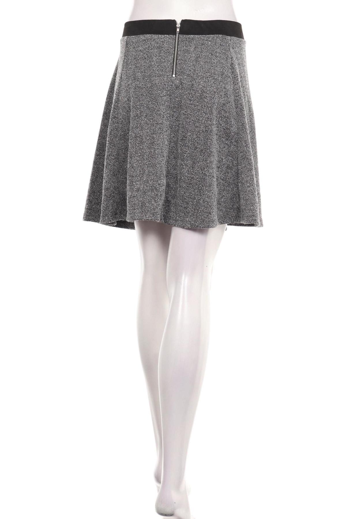 Пола H&M DIVIDED2