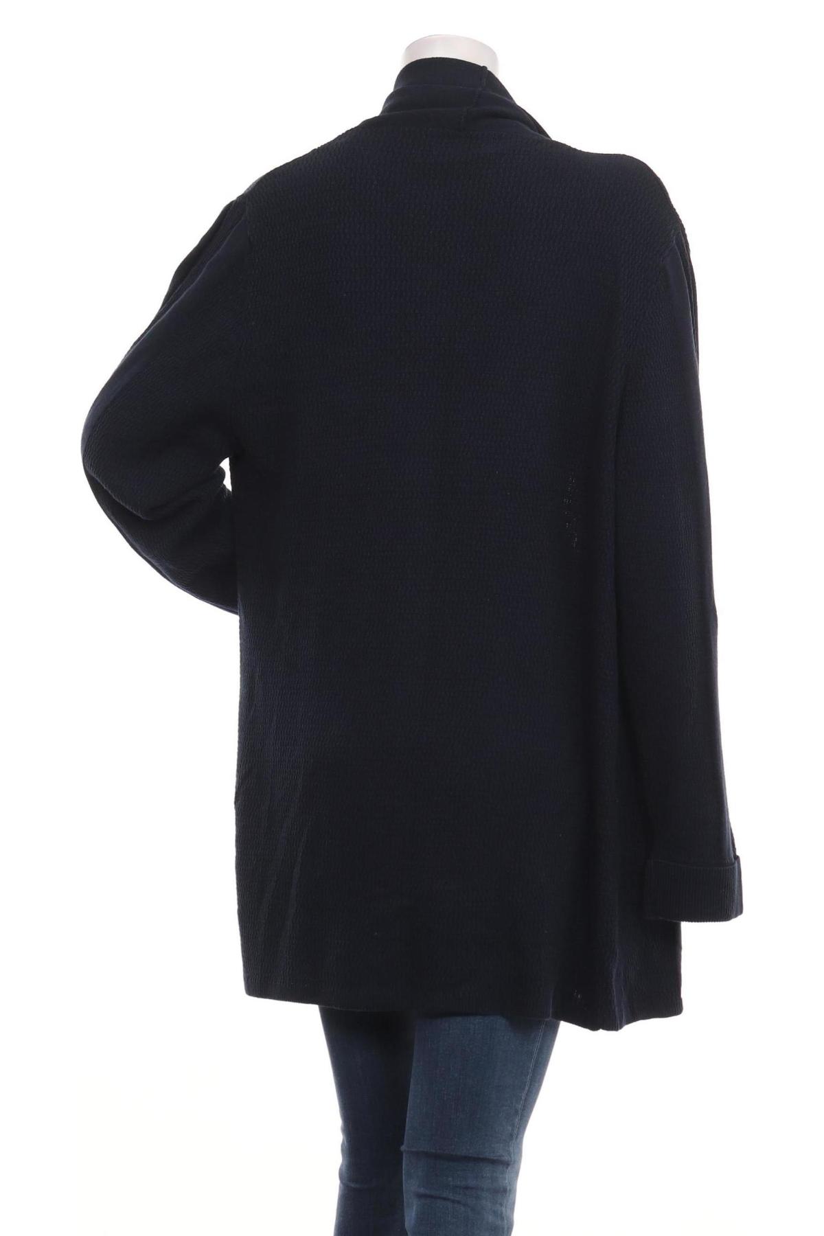 Жилетка NO NAME2