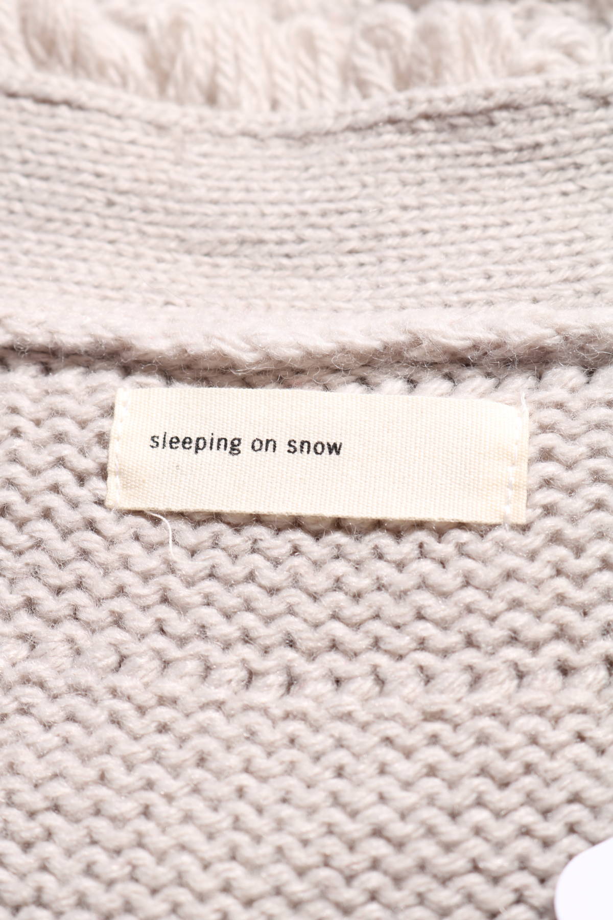 Плетен елек SLEEPING ON SNOW3
