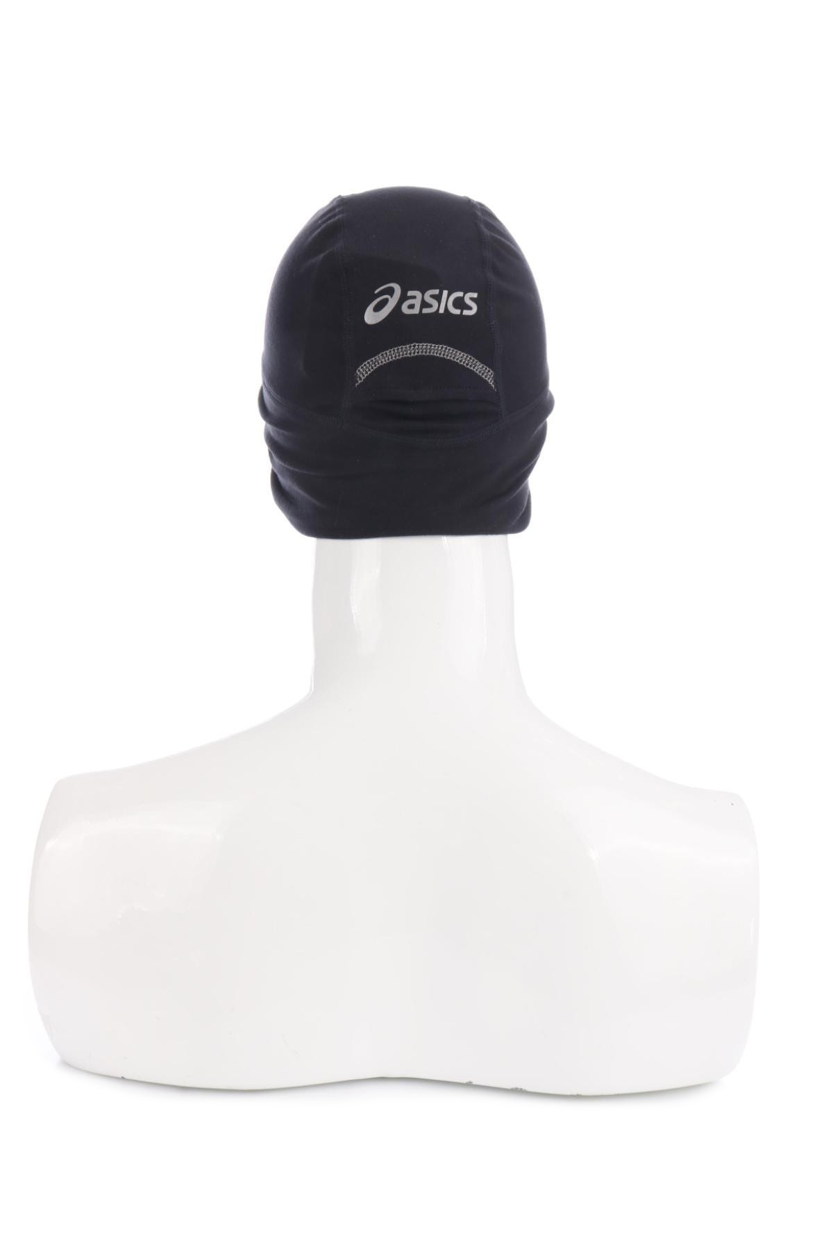 Шапка ASICS2
