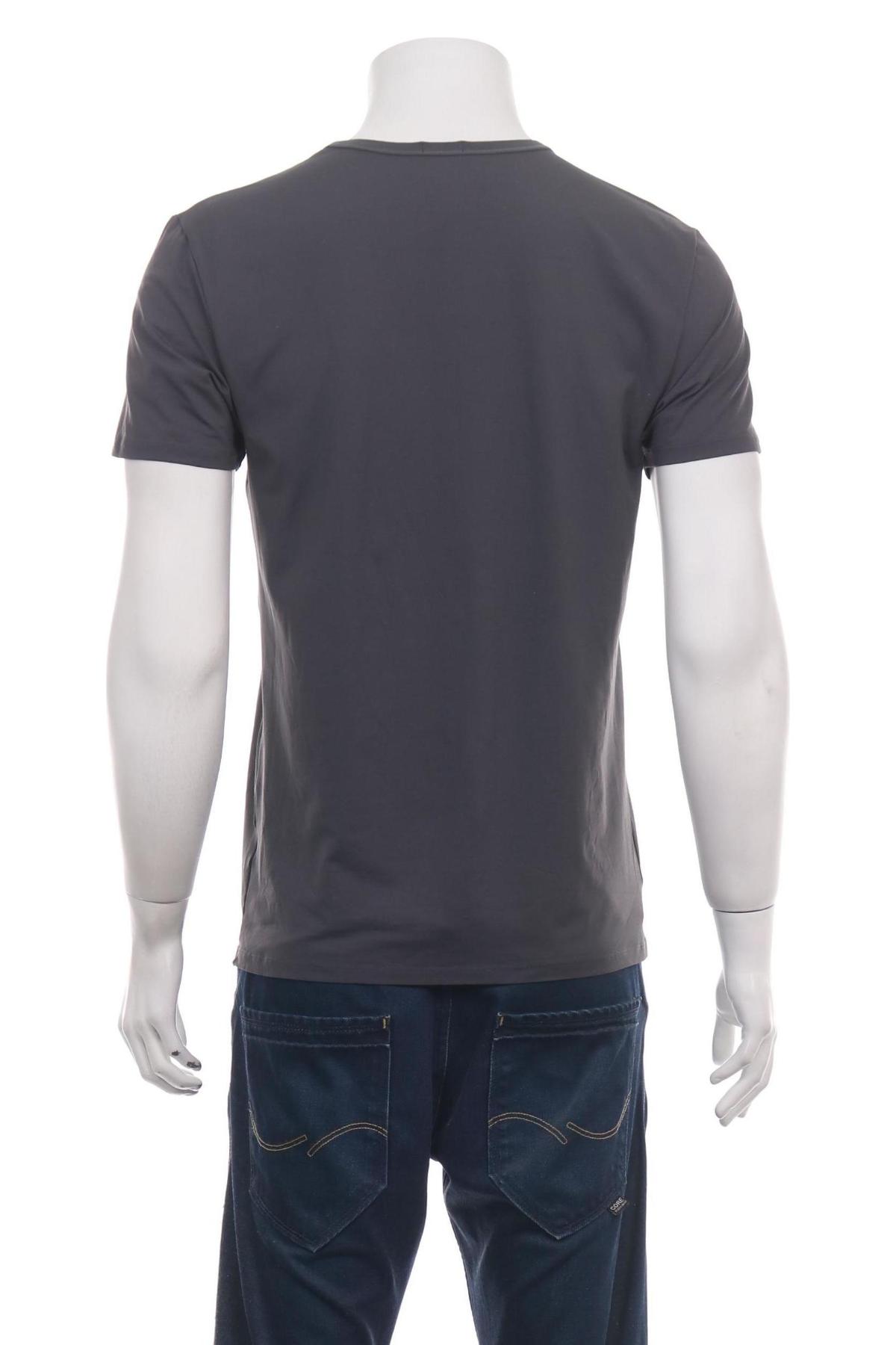 Спортна тениска TCM2