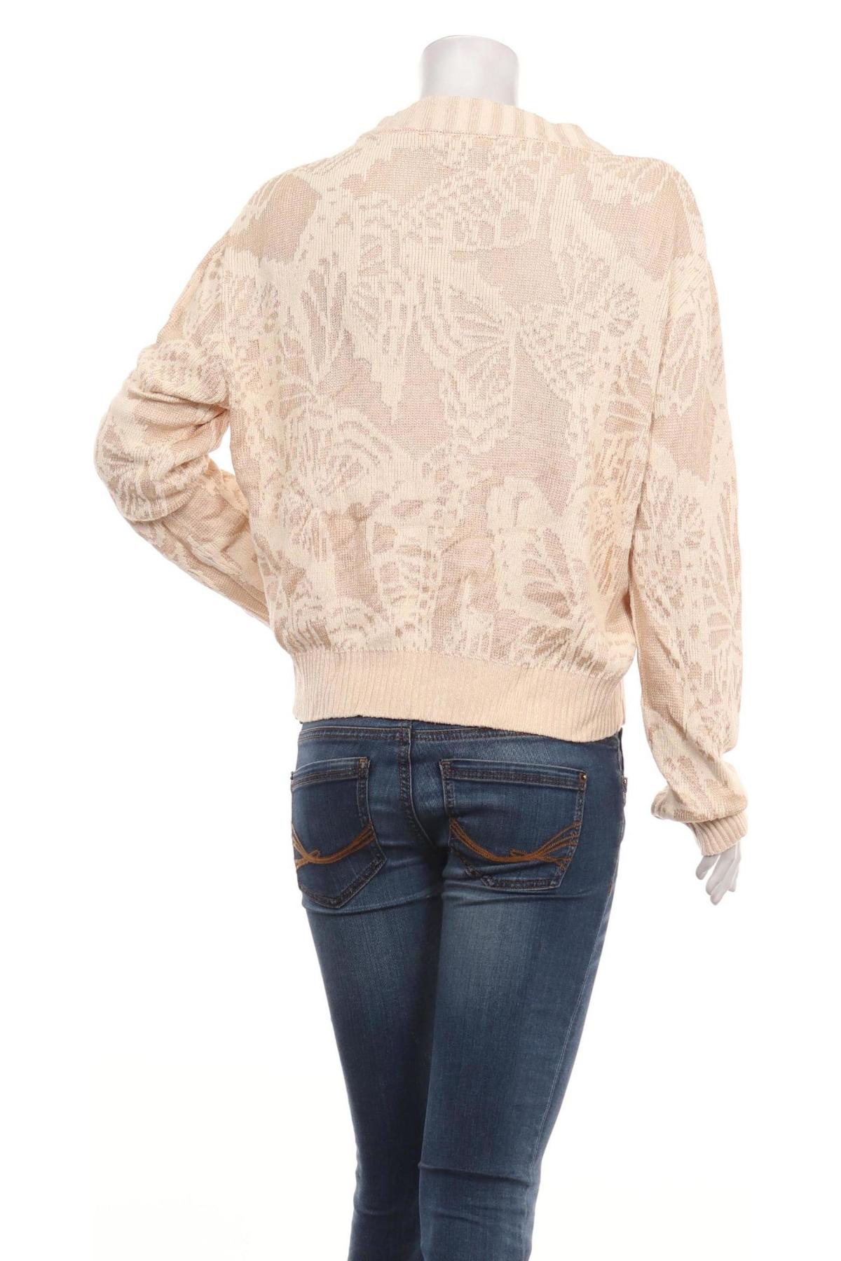 Пуловер GUESS2