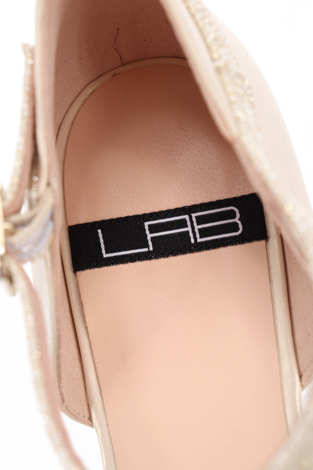 Обувки на ток LAB4