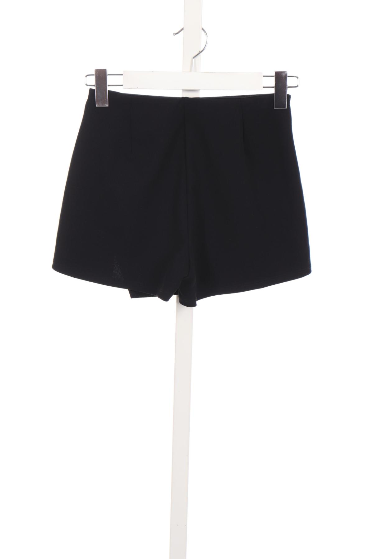 Къси панталони PULL&BEAR2