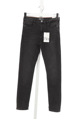 Детски дънки ZARA - Mania Детски дънки ZARA