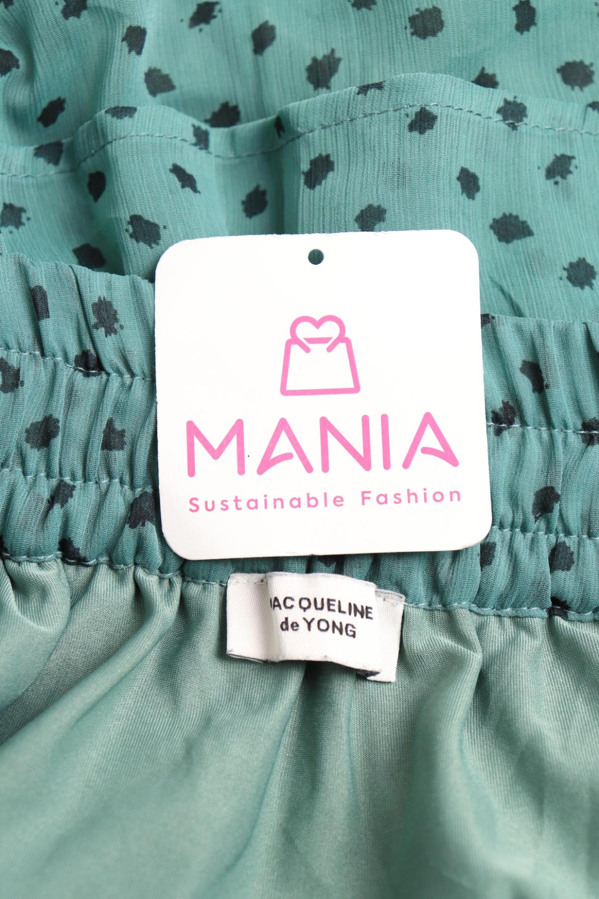 Пола JACQUELINE DE YONG3