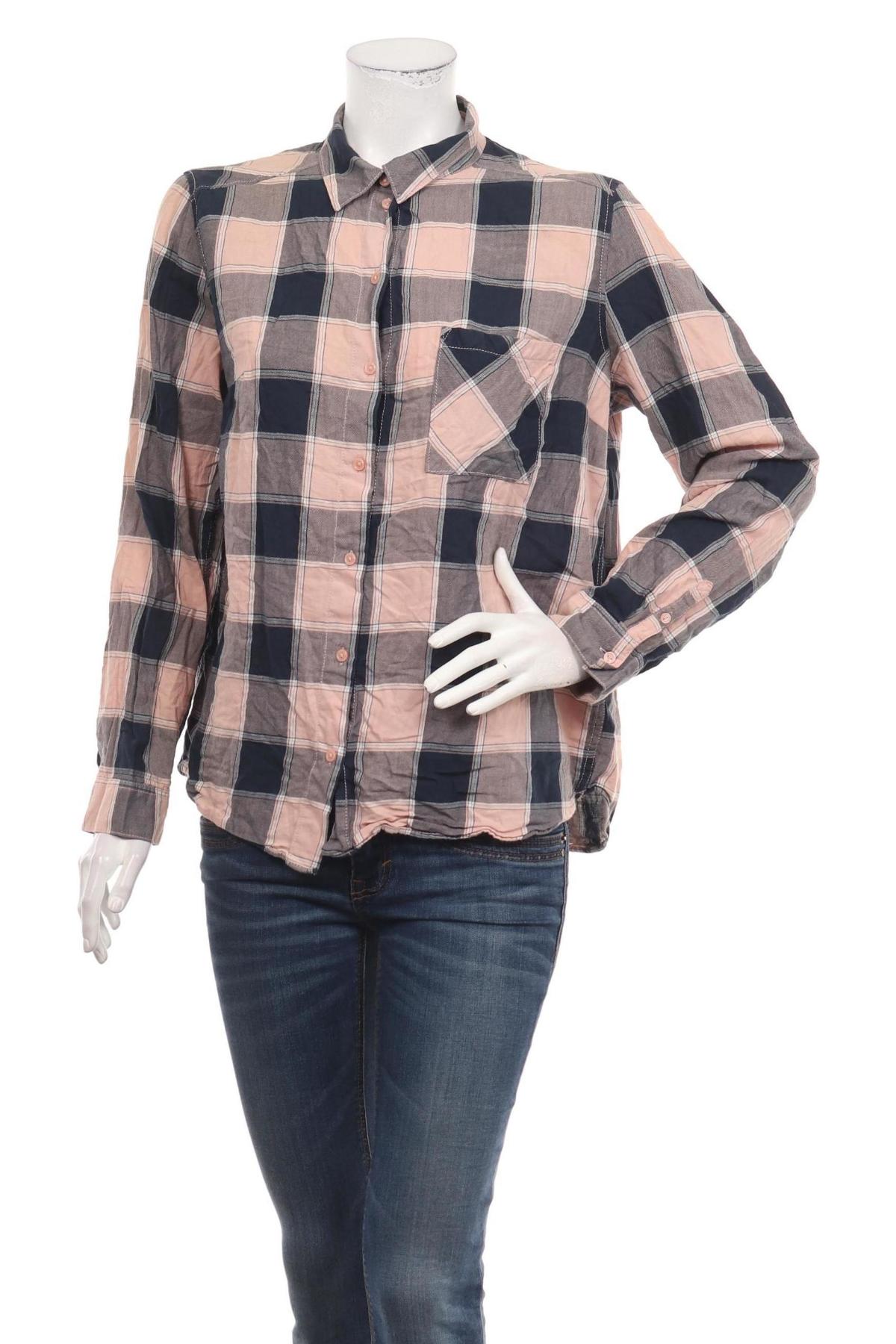 Риза H&M DIVIDED1