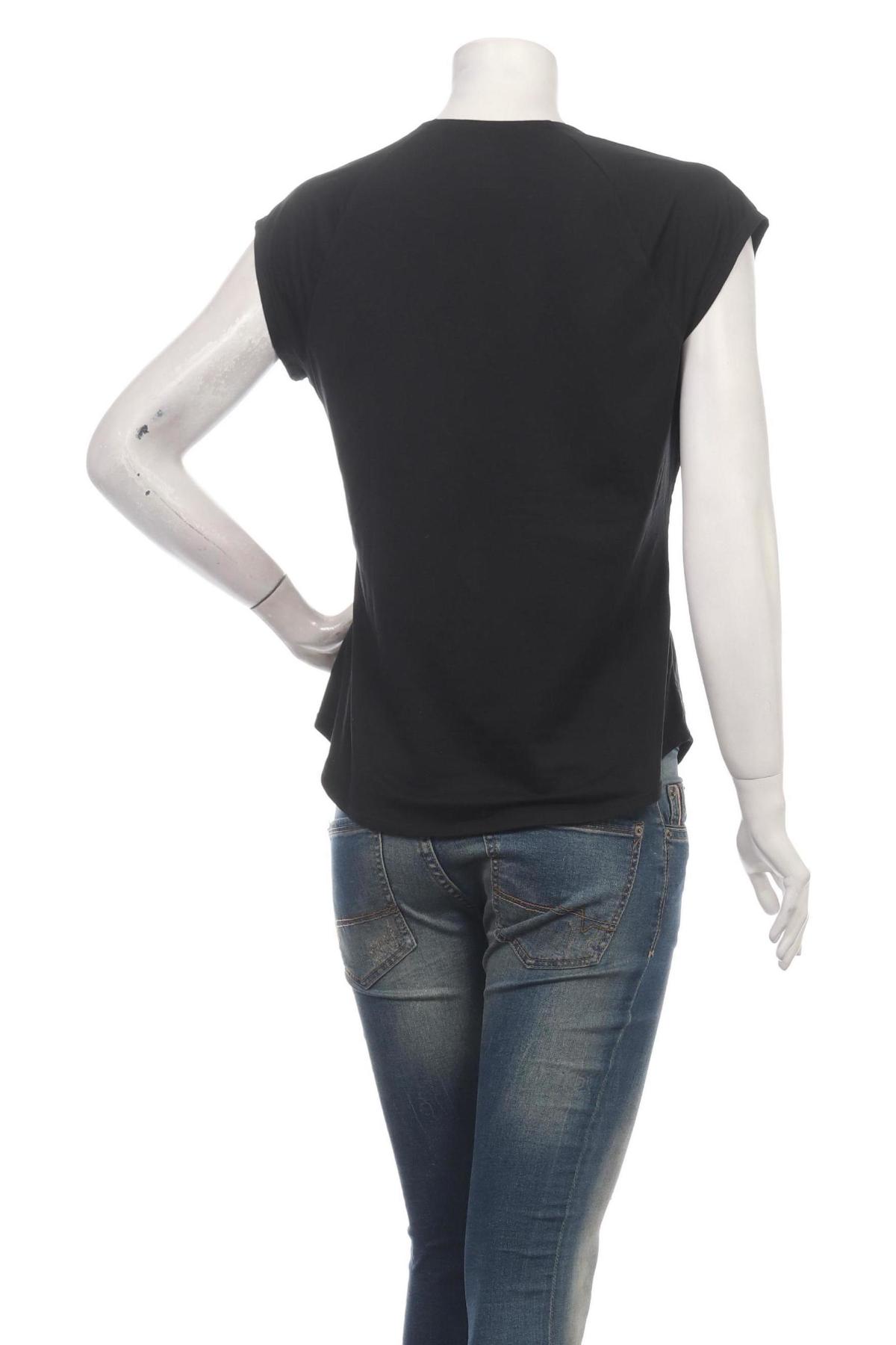 Спортна тениска NIKE2