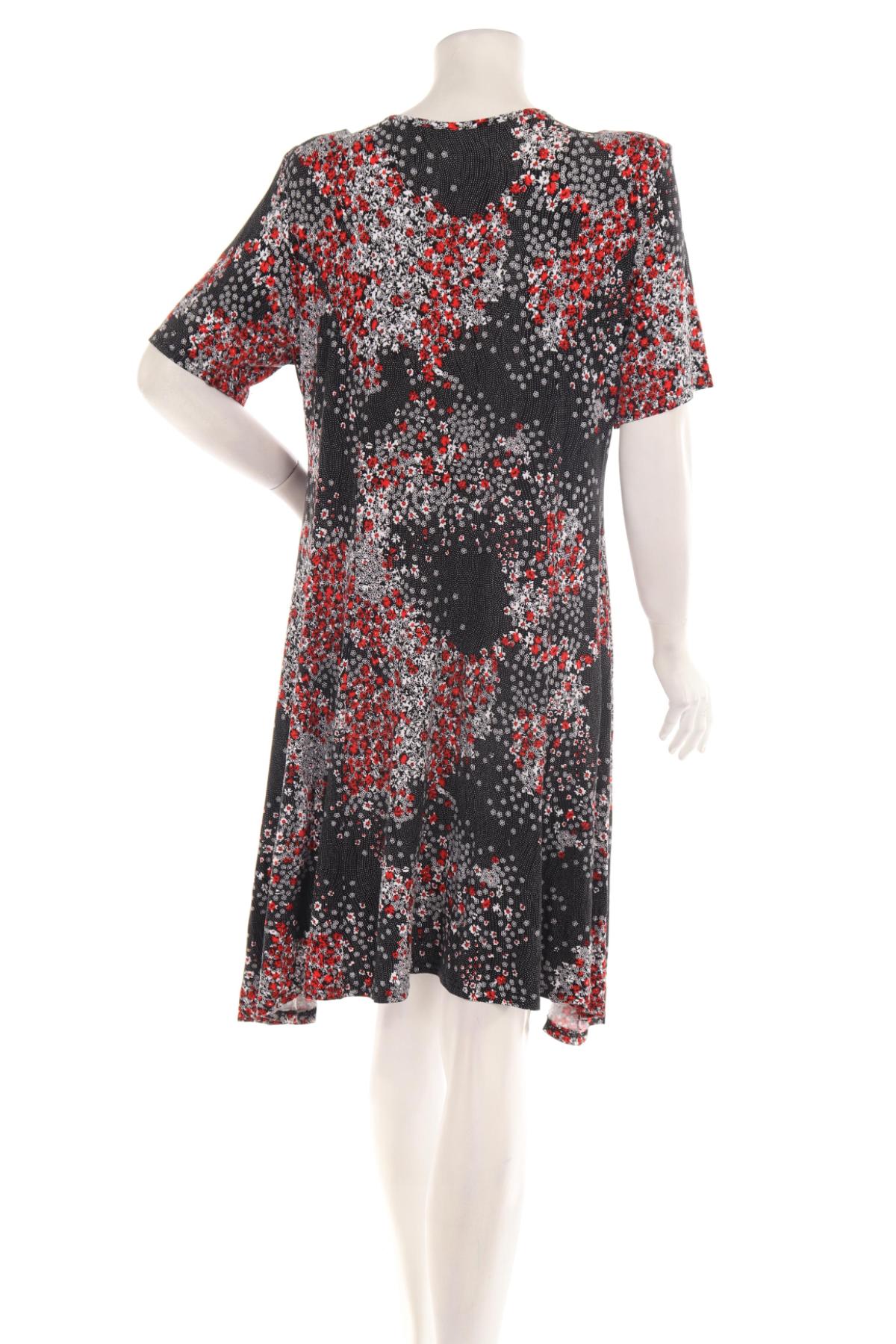 Ежедневна рокля NO NAME2