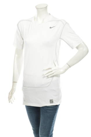 Спортна тениска NIKE - Mania Спортна тениска NIKE
