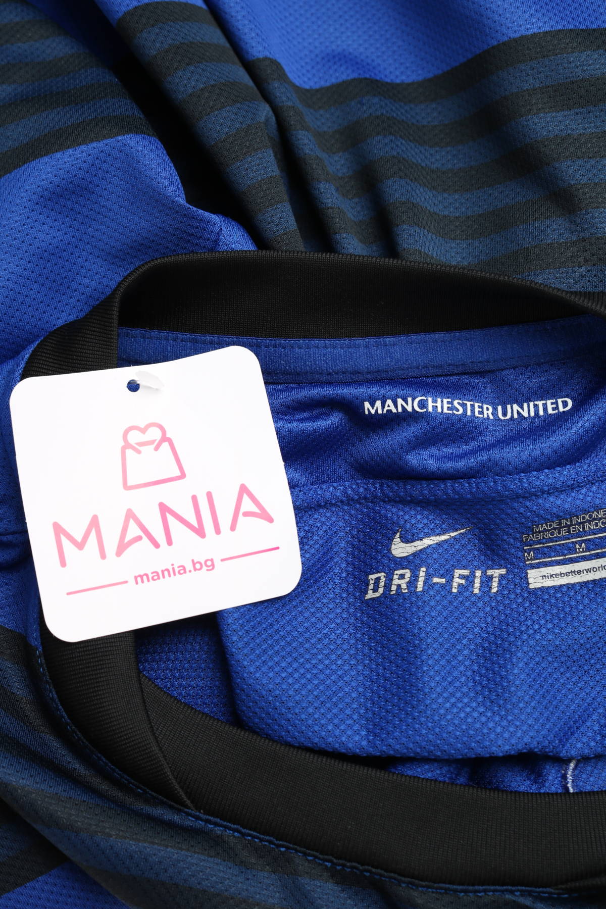 Спортна тениска Nike3 - Mania Спортна тениска Nike3