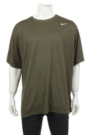 Спортна тениска NIKE - Mania Спортна тениска NIKE