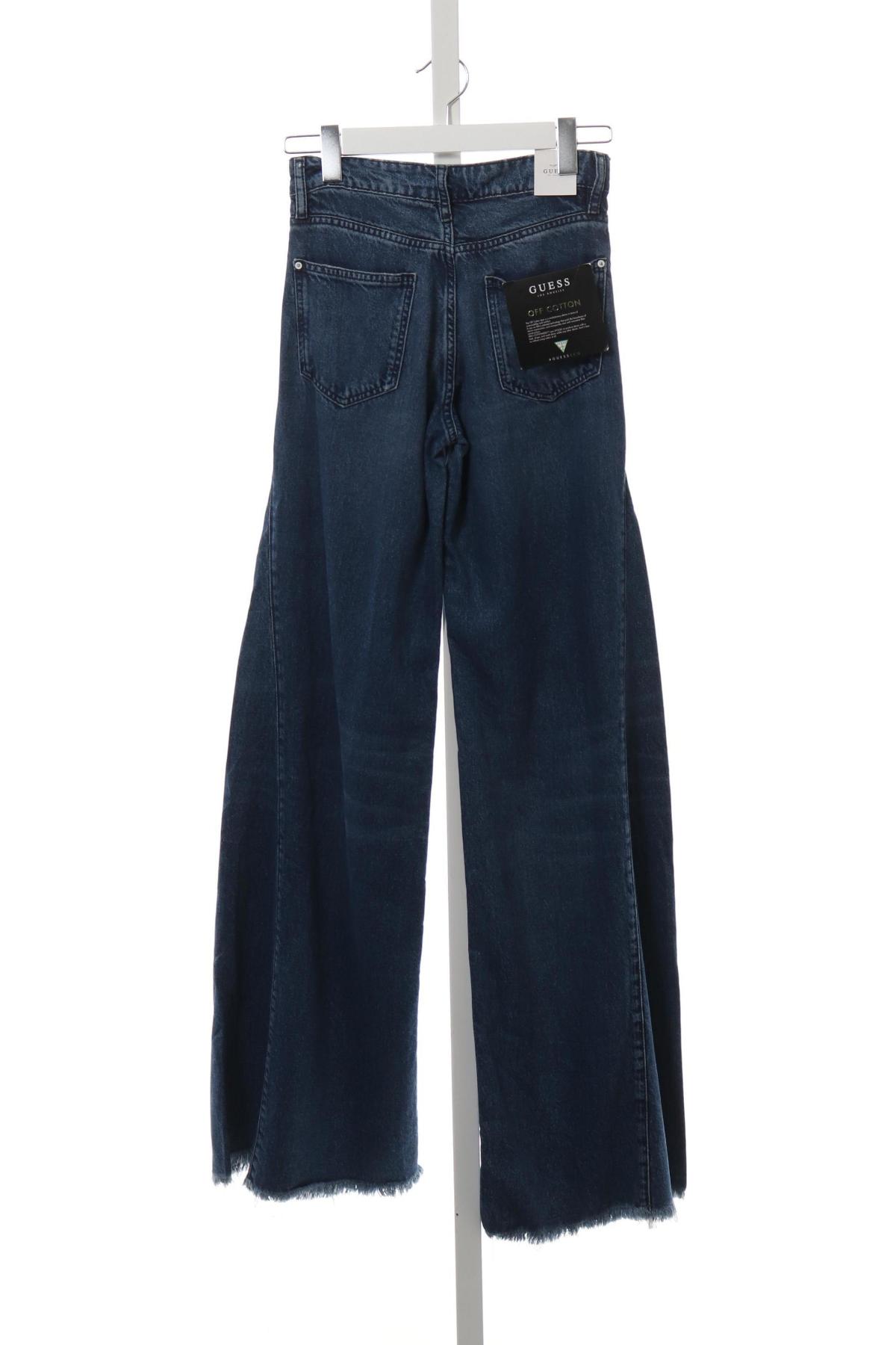 Дънки с висока талия GUESS2