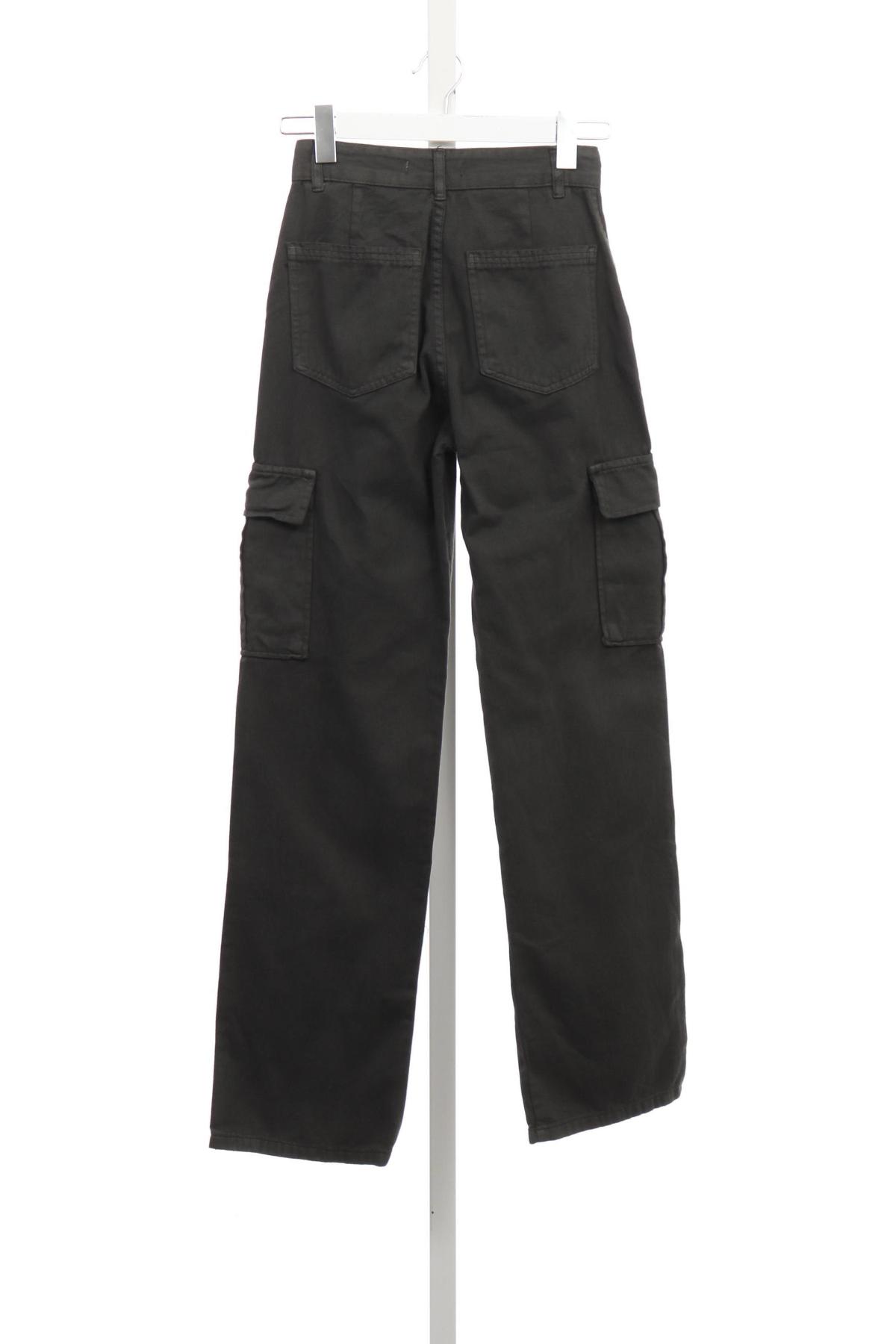 Спортен панталон STRADIVARIUS2