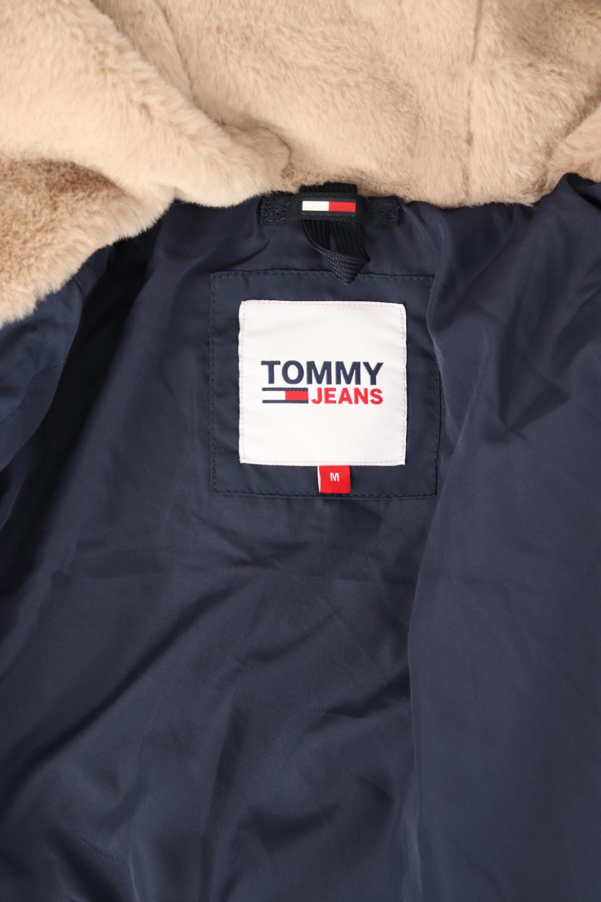 Зимно яке TOMMY JEANS3