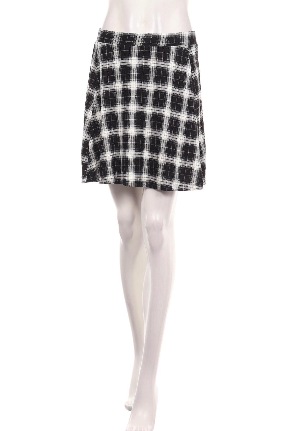 Пола H&M DIVIDED1