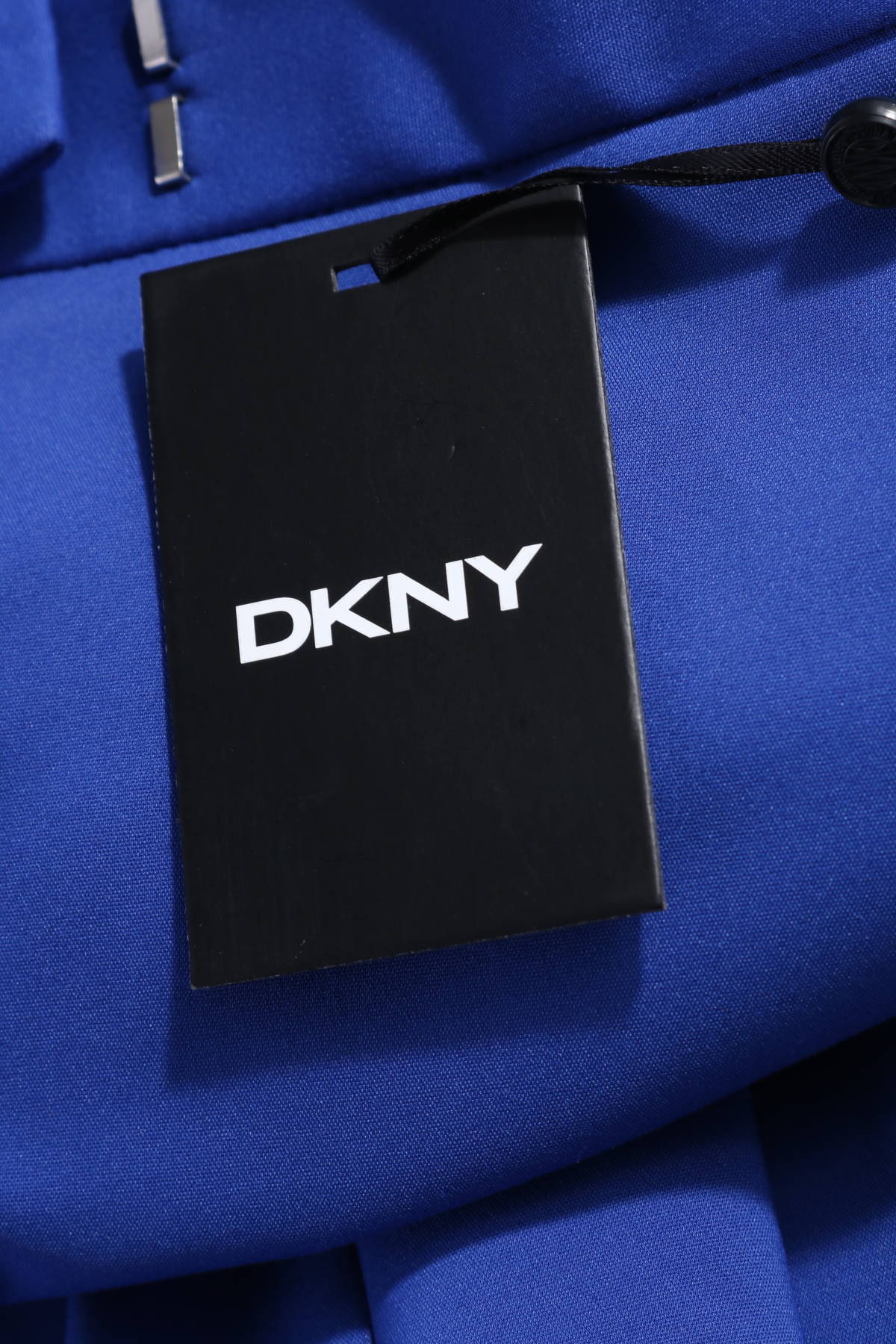Елегантен панталон DKNY3