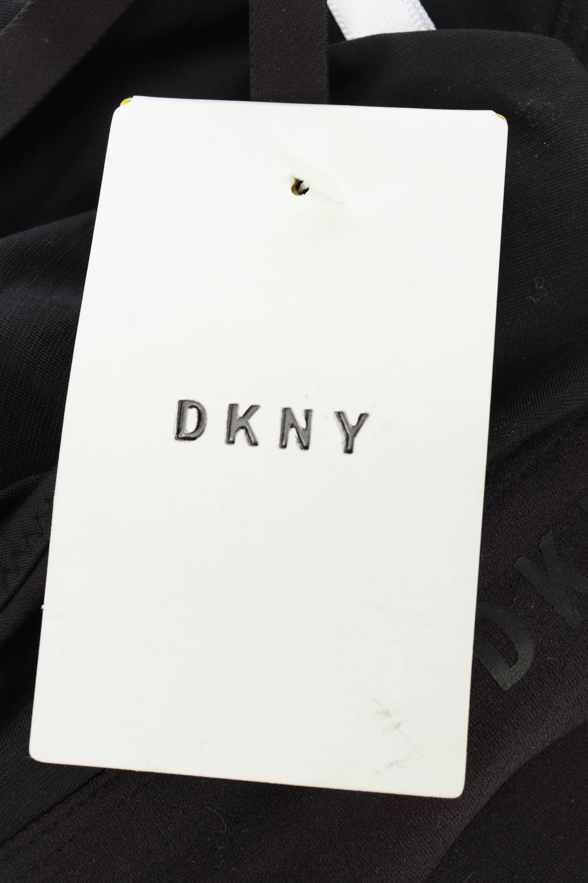 Спортно бюстие DKNY3