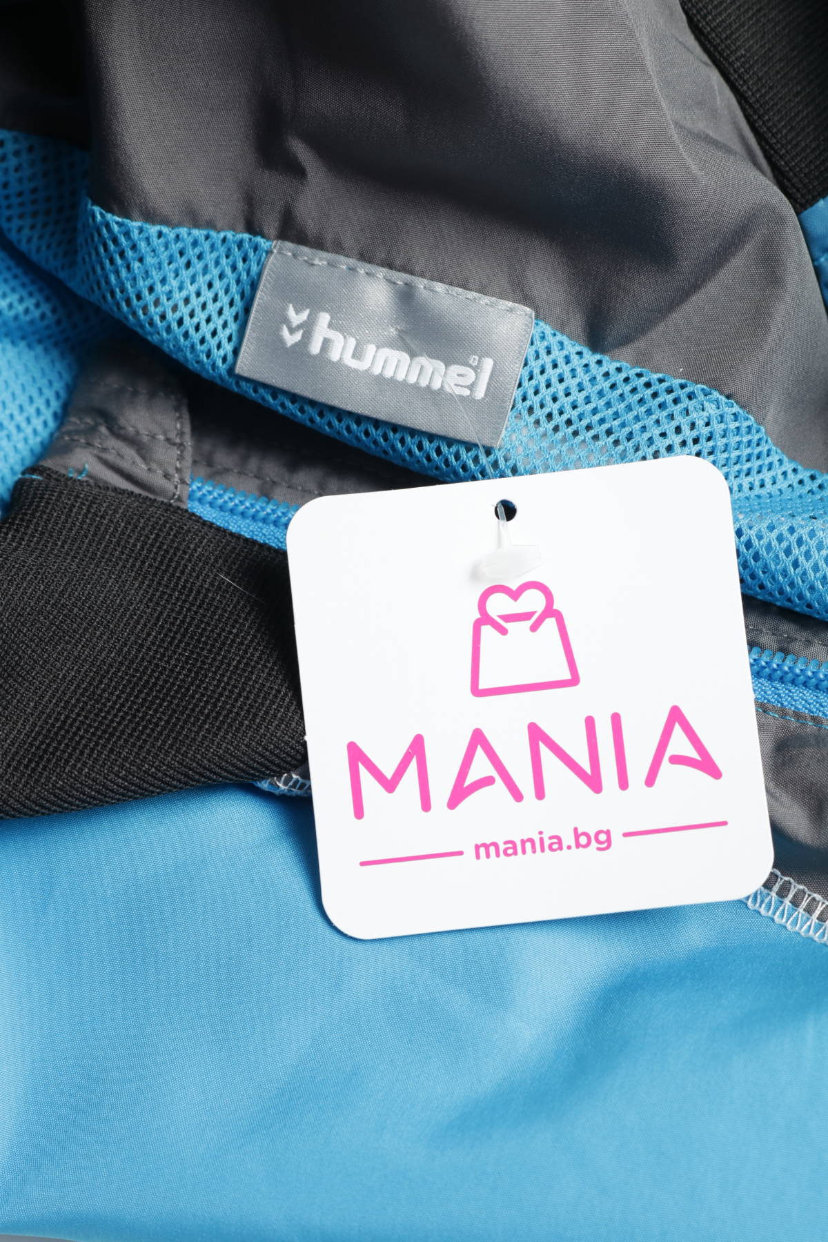 Детско спортно горнище Hummel3 - Mania Детско спортно горнище Hummel3