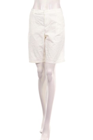 Pantaloni scurţi ESPRIT