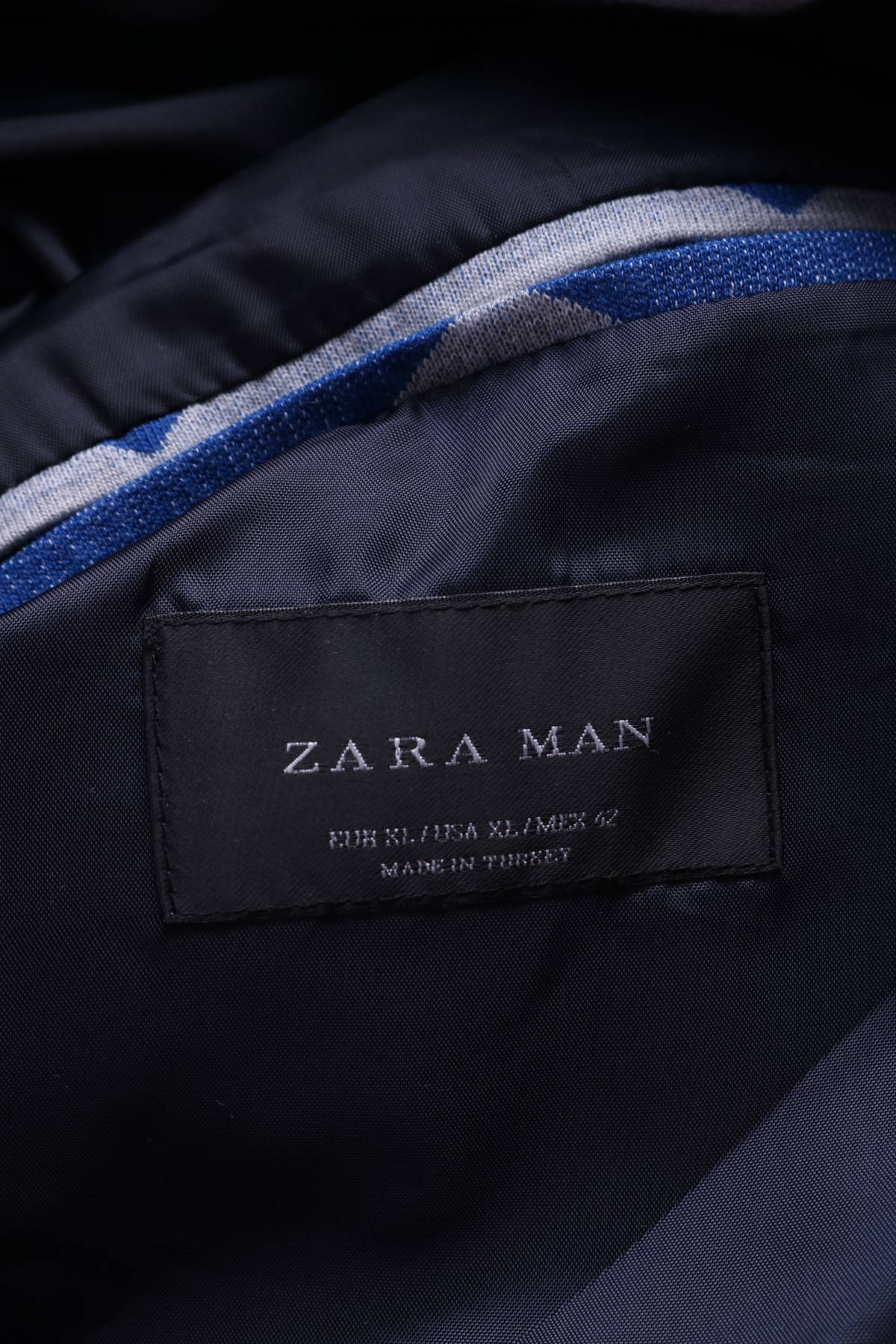 Спортно-елегантно сако ZARA3