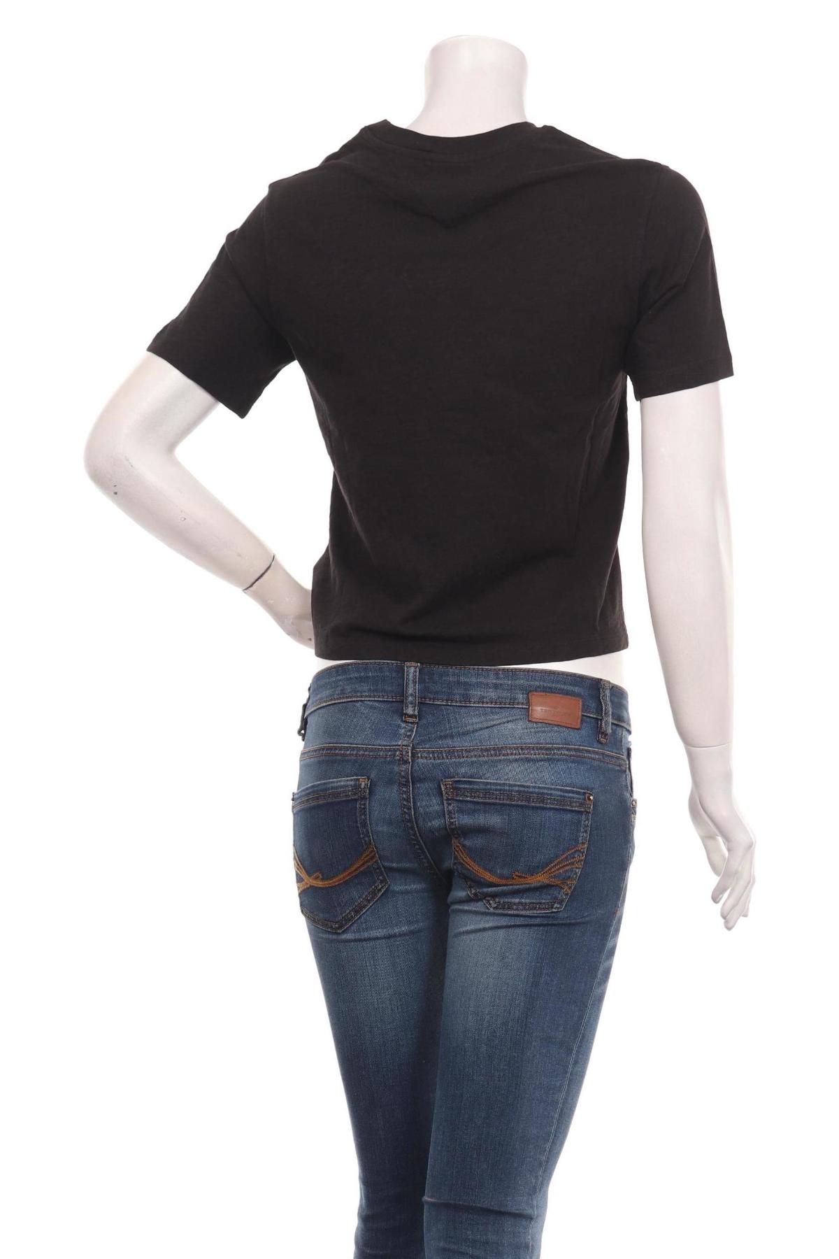 Спортна тениска TOMMY JEANS2