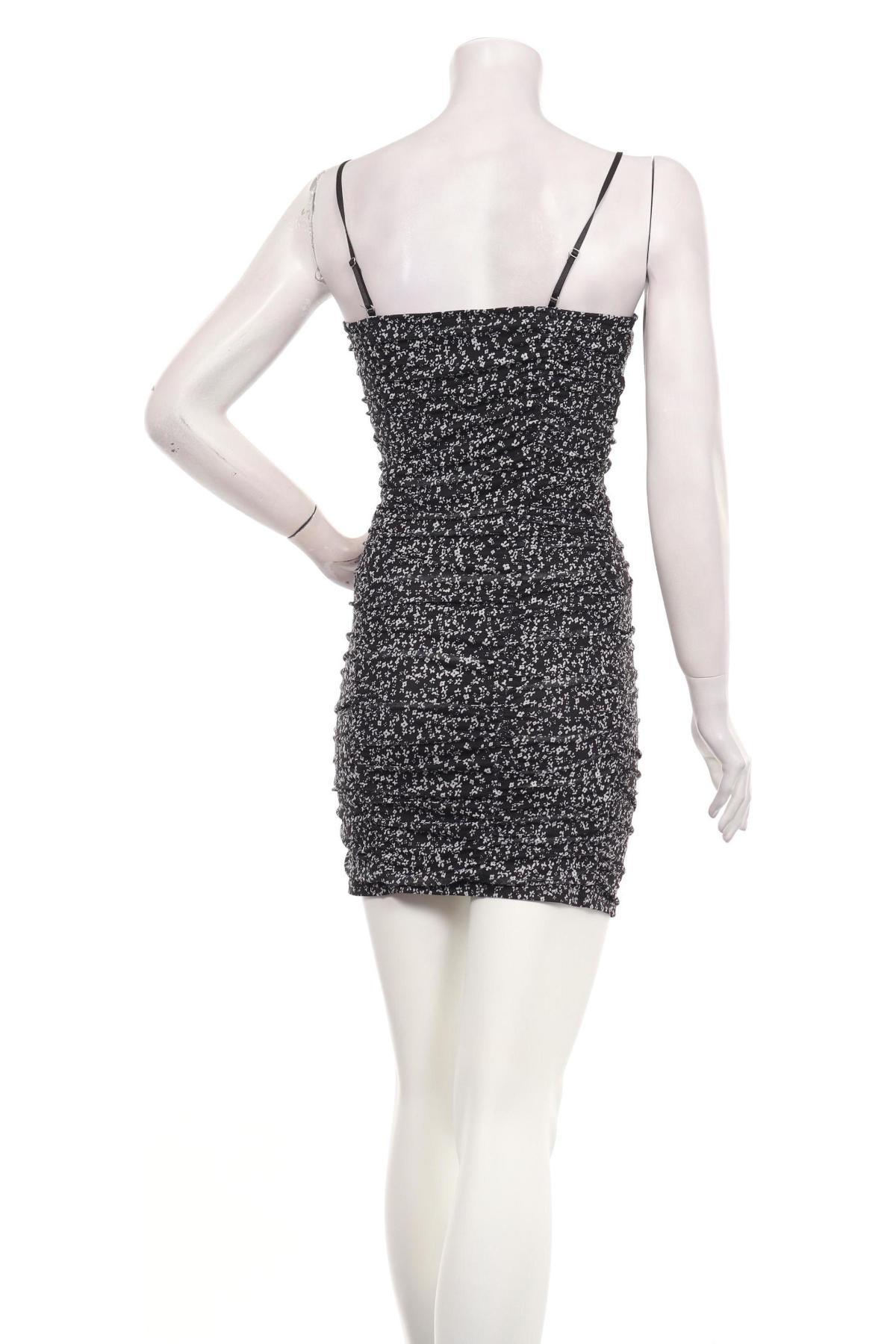 Ежедневна рокля REVIEW2