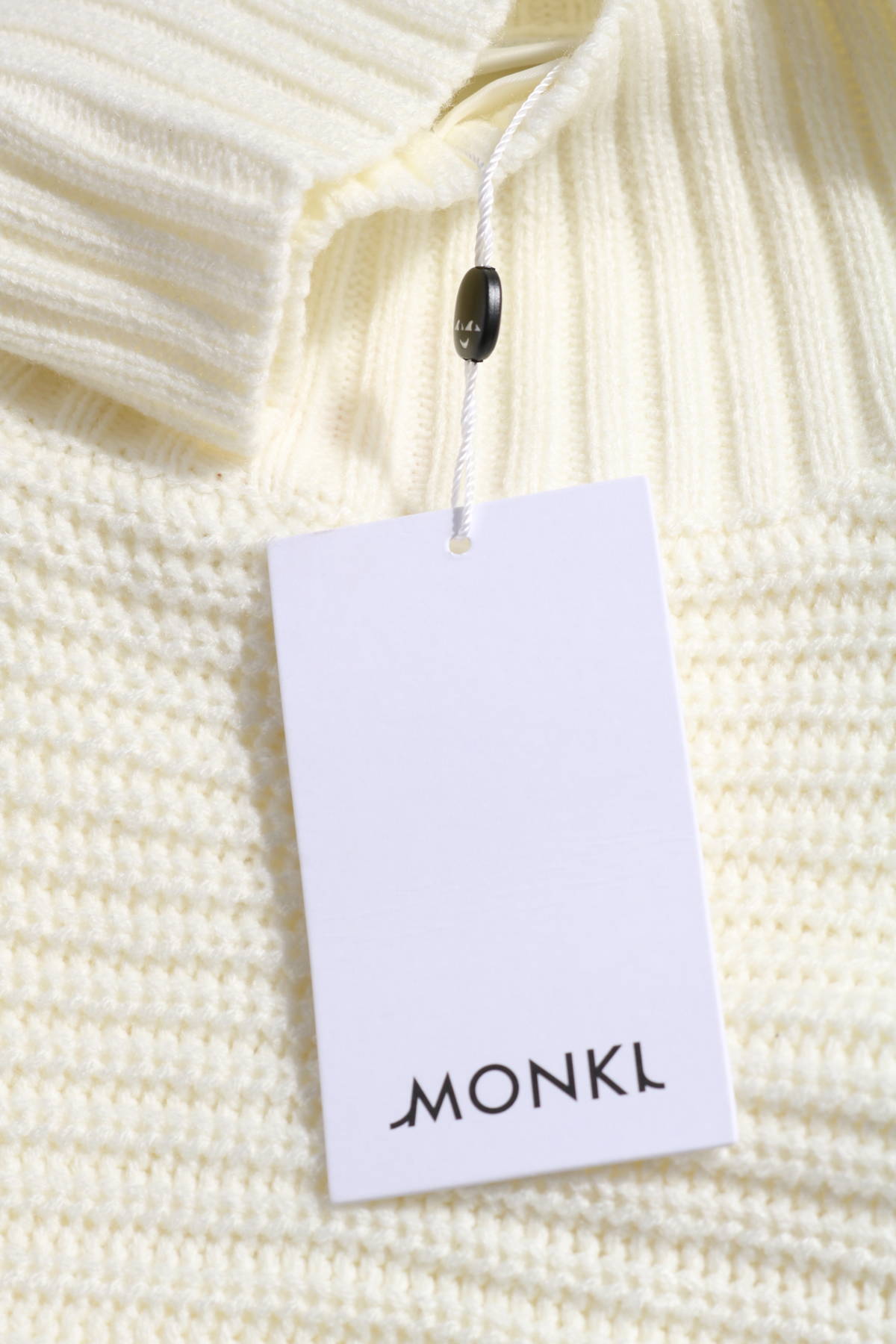 Пуловер с поло яка MONKI3