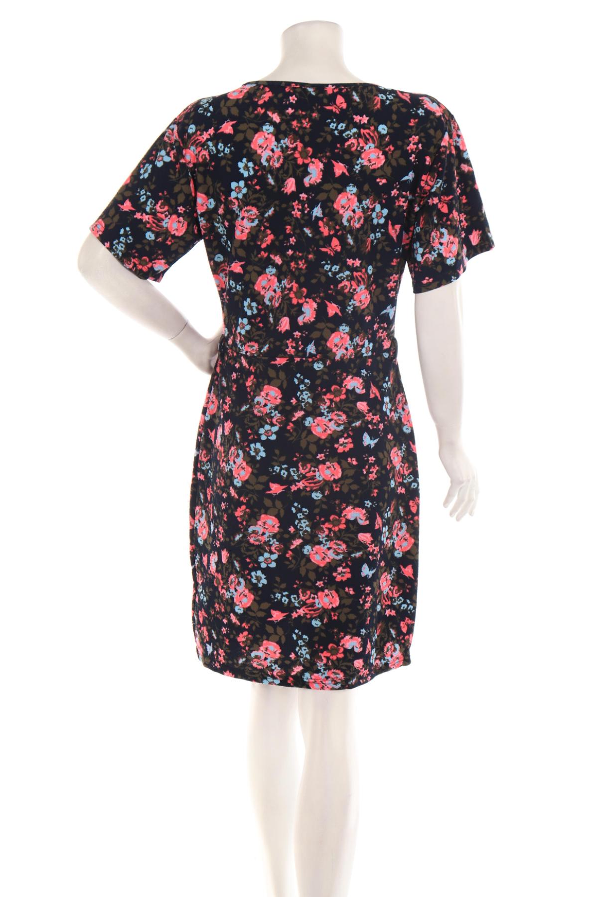 Ежедневна рокля NO NAME2