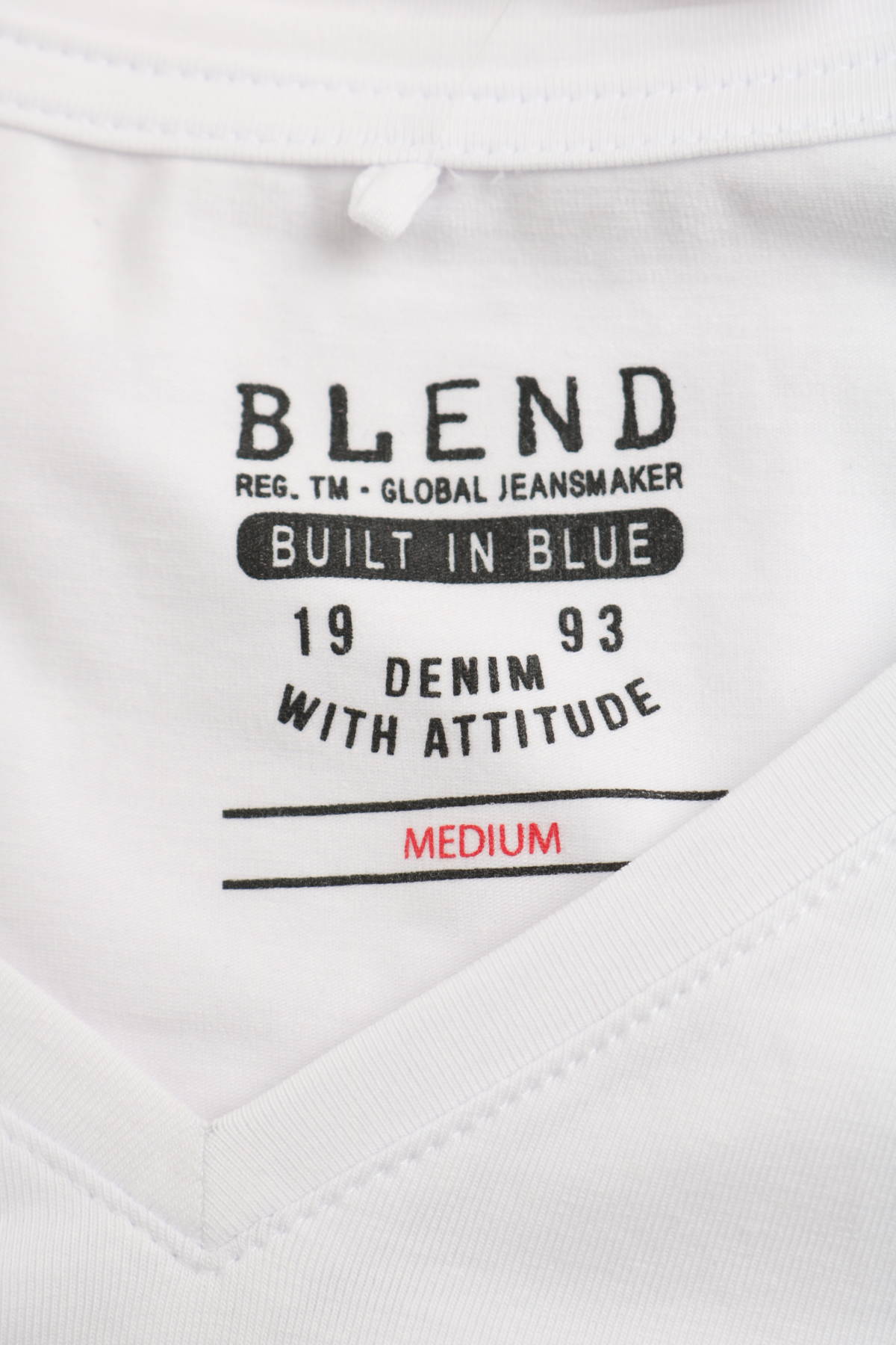 Тениска BLEND3