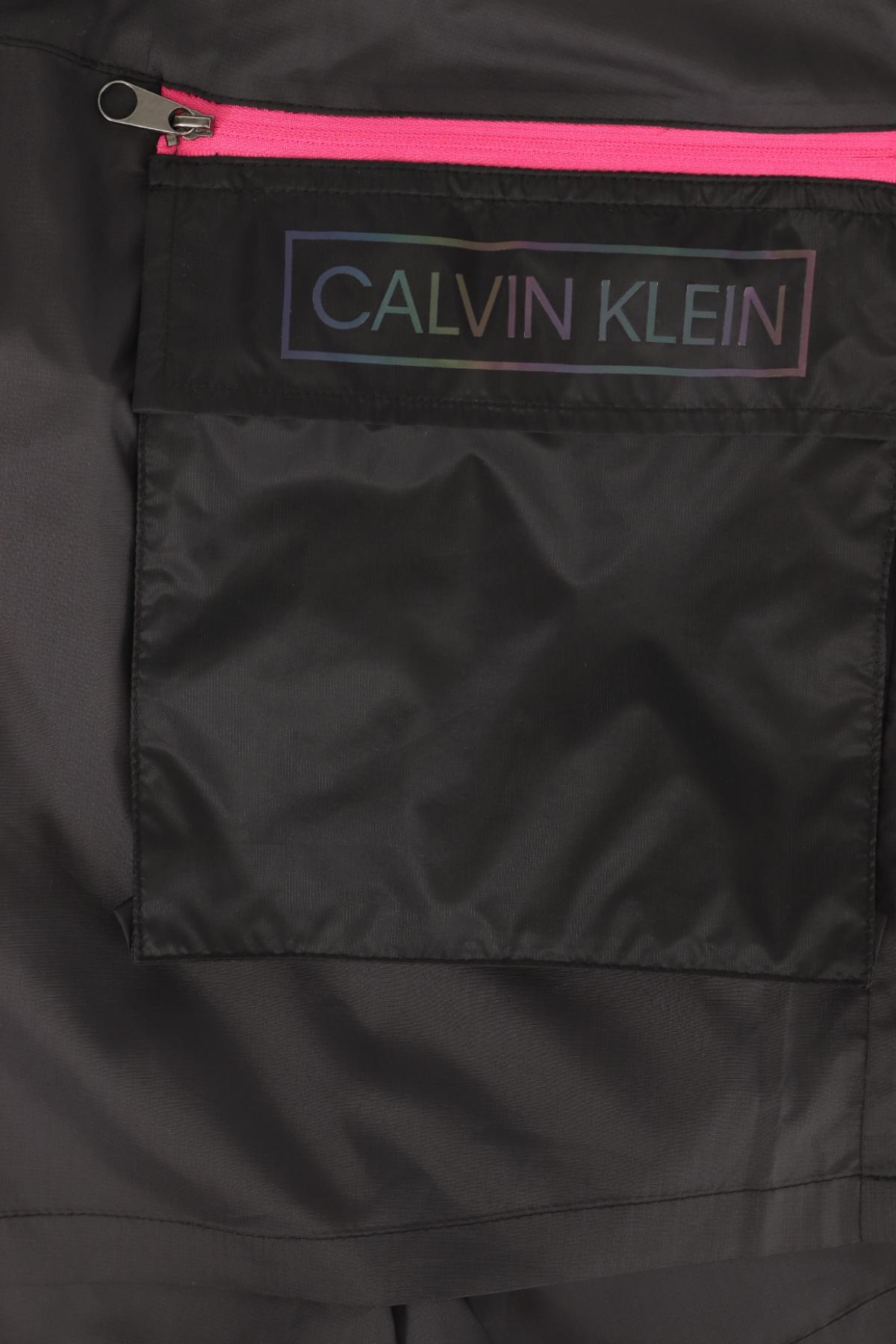 Спортни къси панталони CALVIN KLEIN4