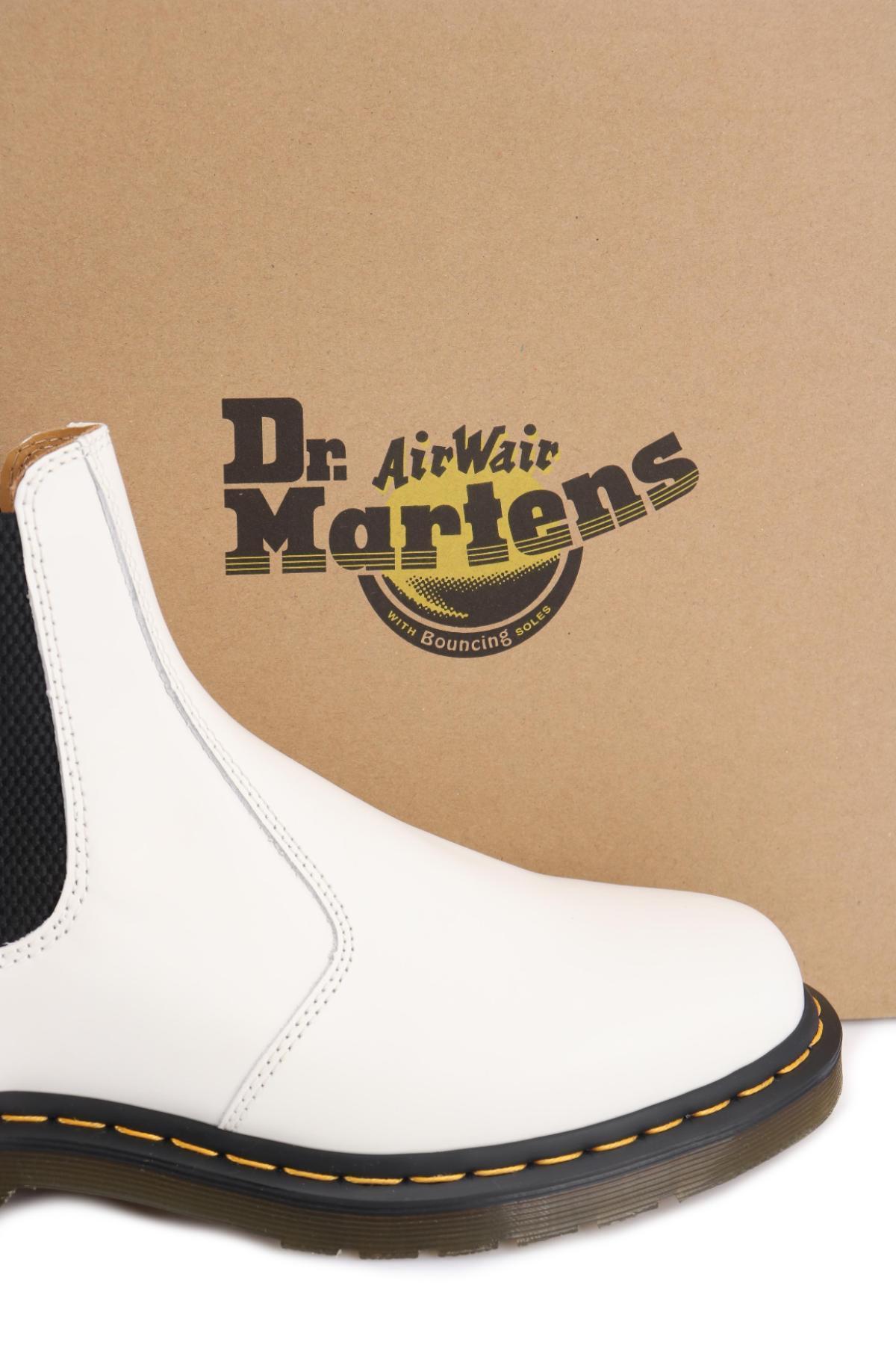 Боти DR. MARTENS4