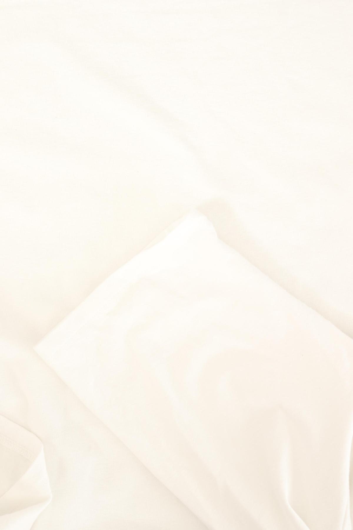 Тениска с щампа RABE4