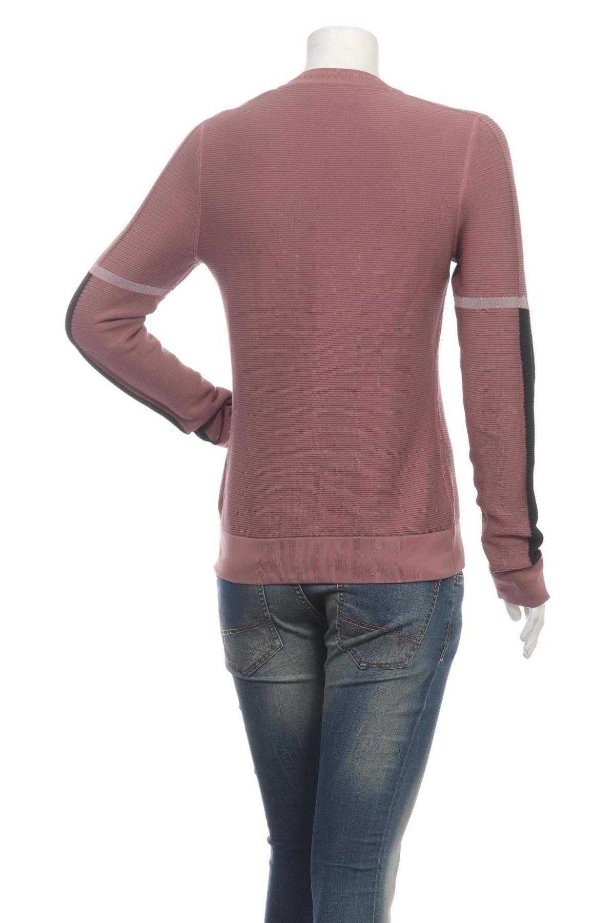 Блуза UNDER ARMOUR2