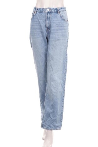 Blugi cu talie înaltă BERSHKA