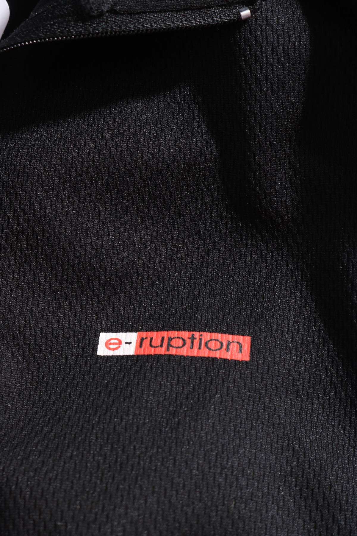 Вело тениска E-RUPTION3