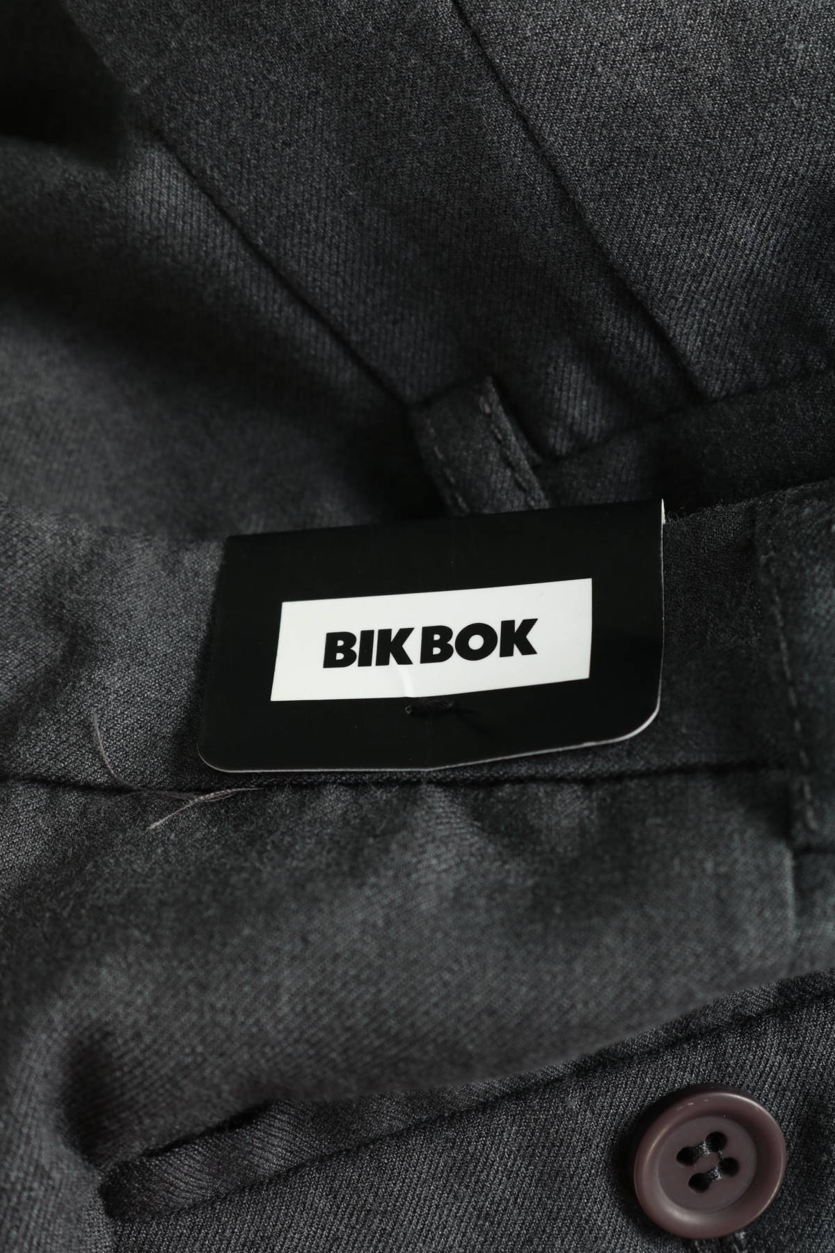 Елегантен панталон BIK BOK4