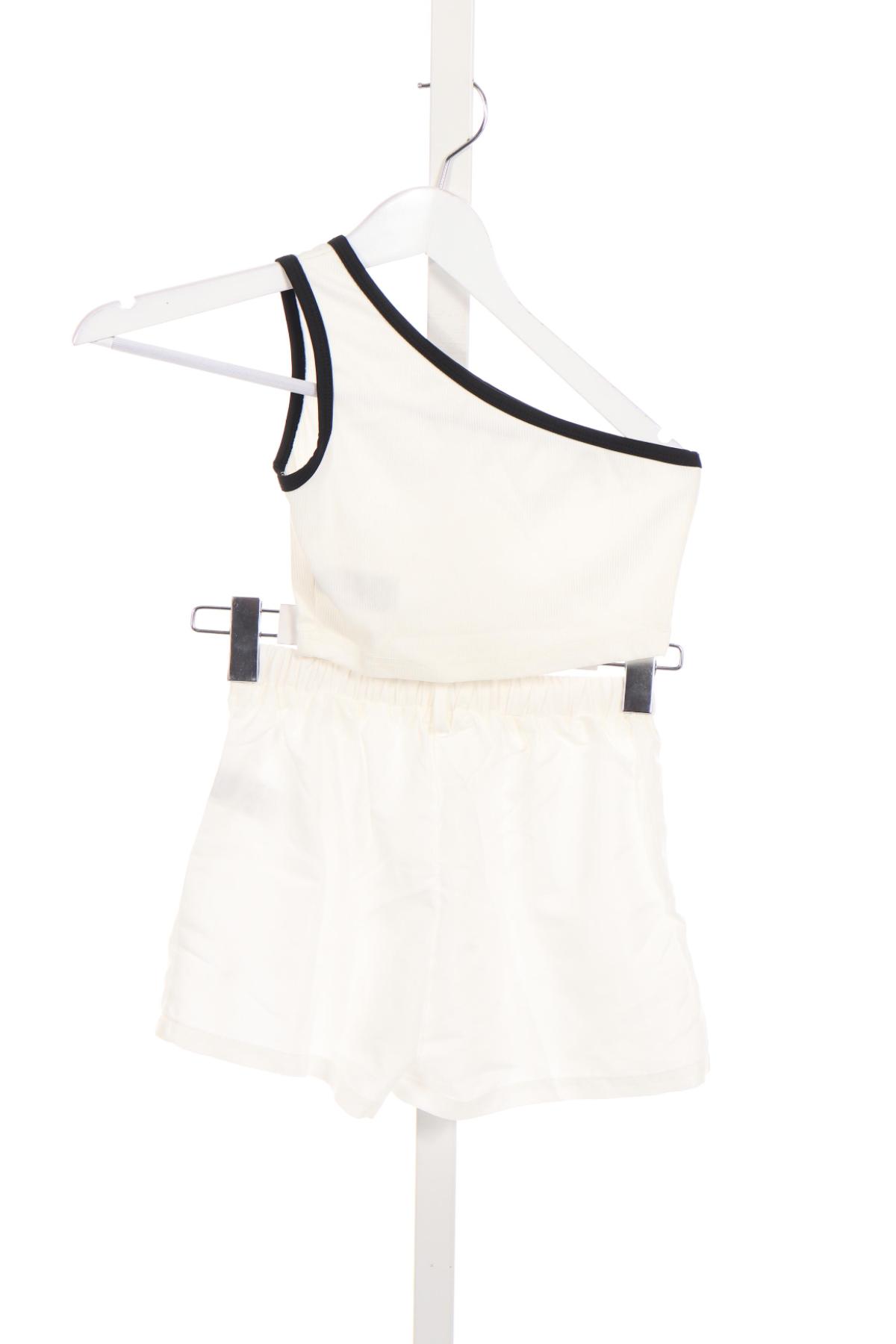 Детски костюм SHEIN2